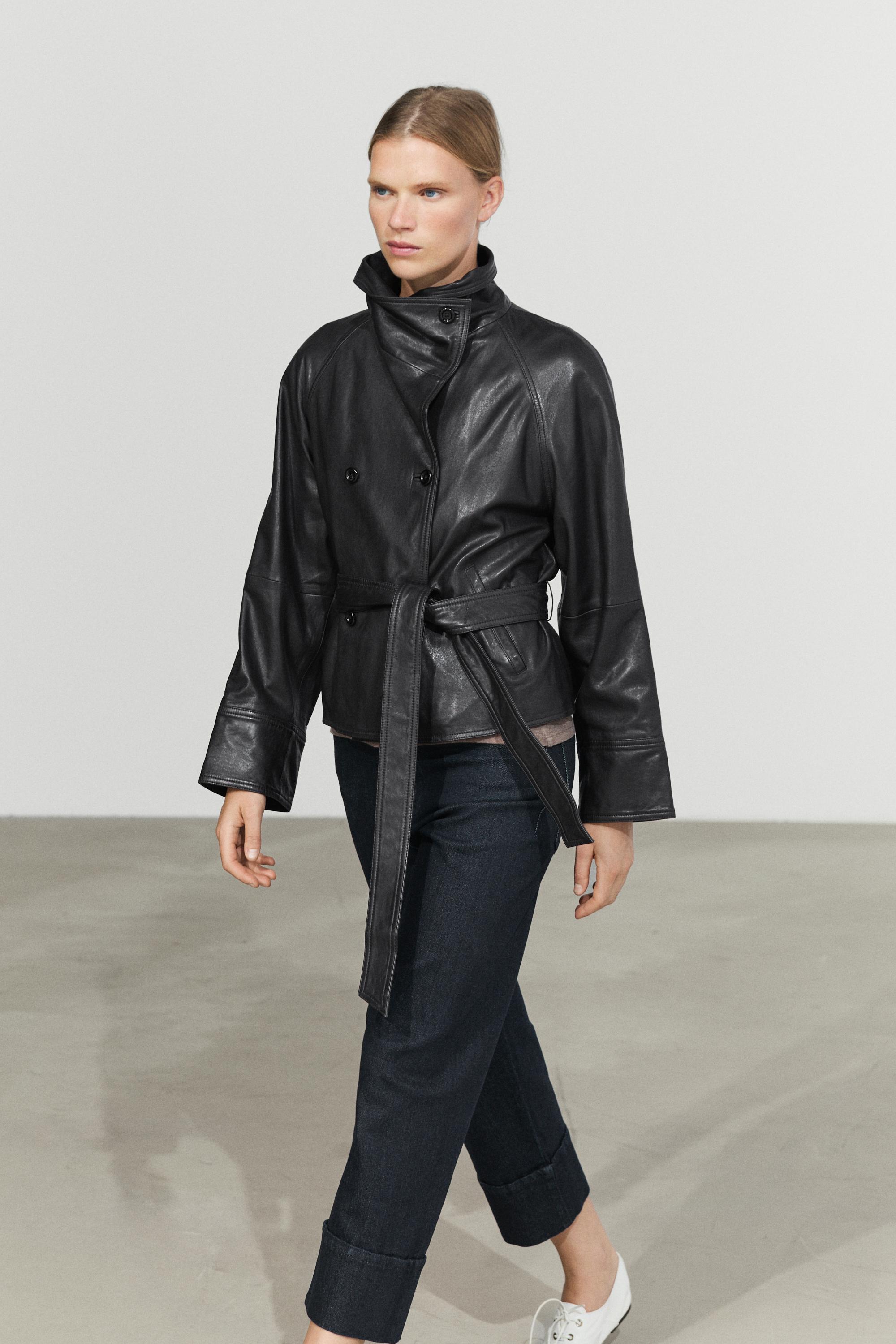 Short high neck leather trench coat — BLACK