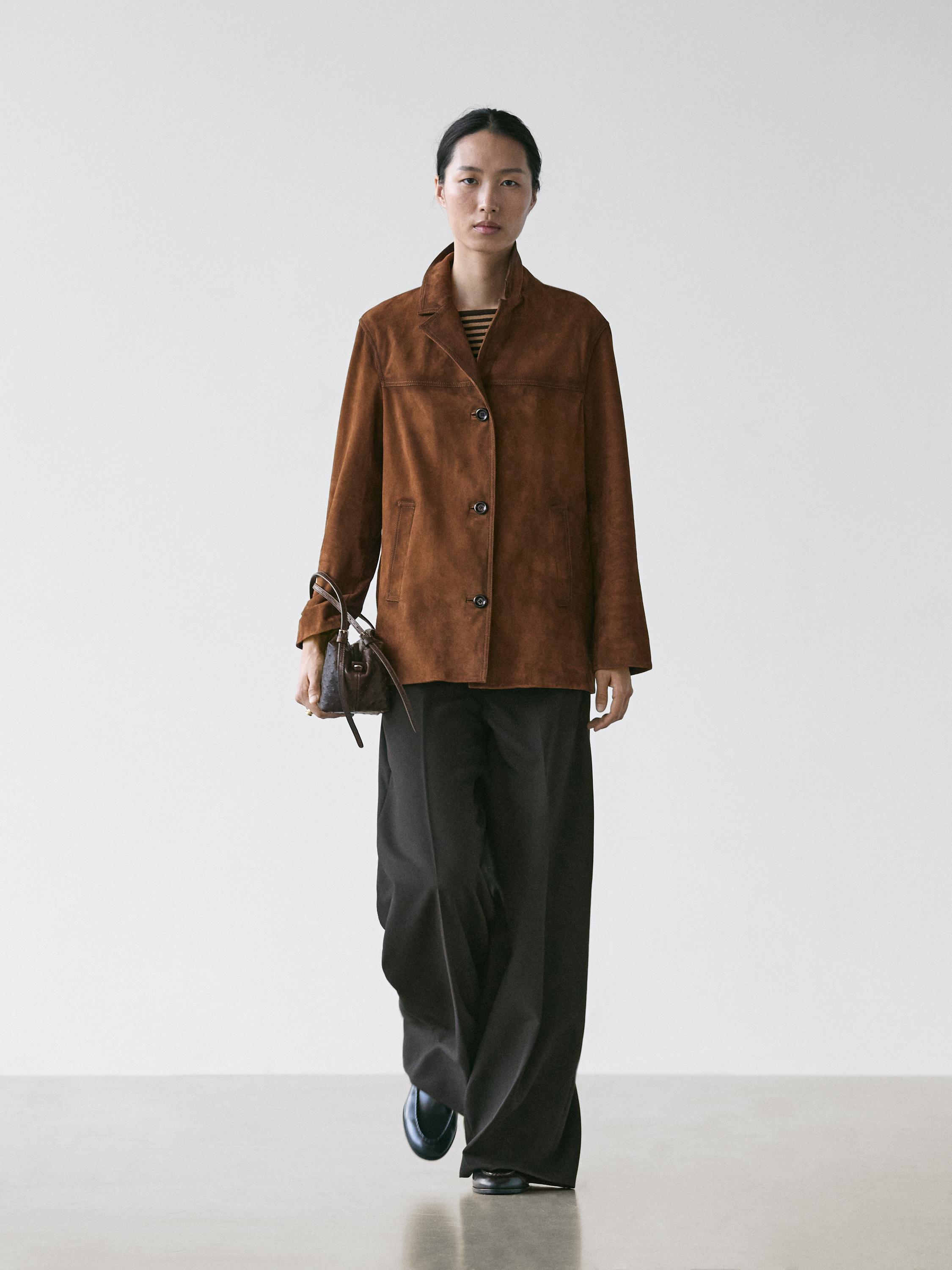 Suede leather blazer with pockets