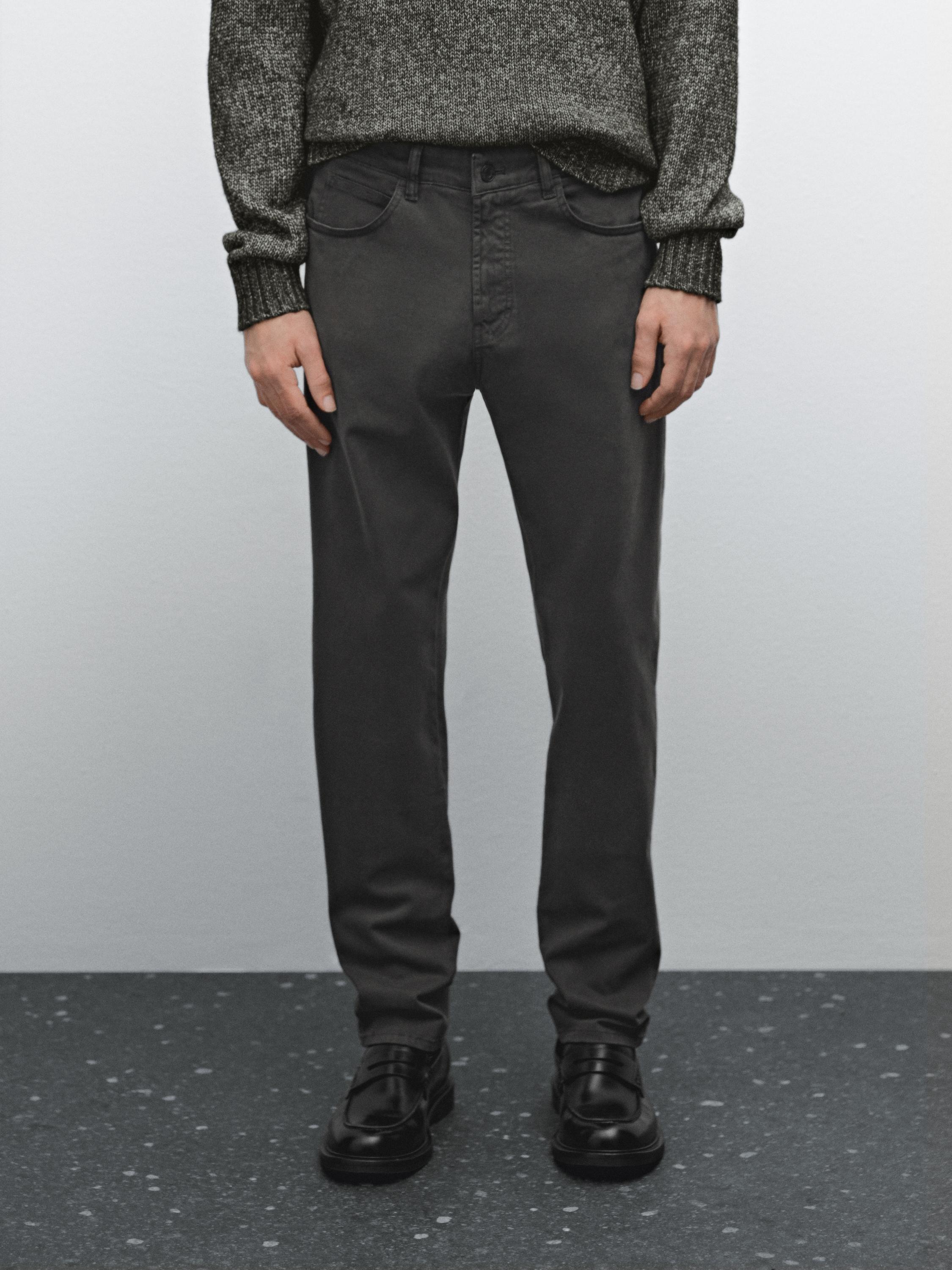 Jeans slim fit in satin misto cotone