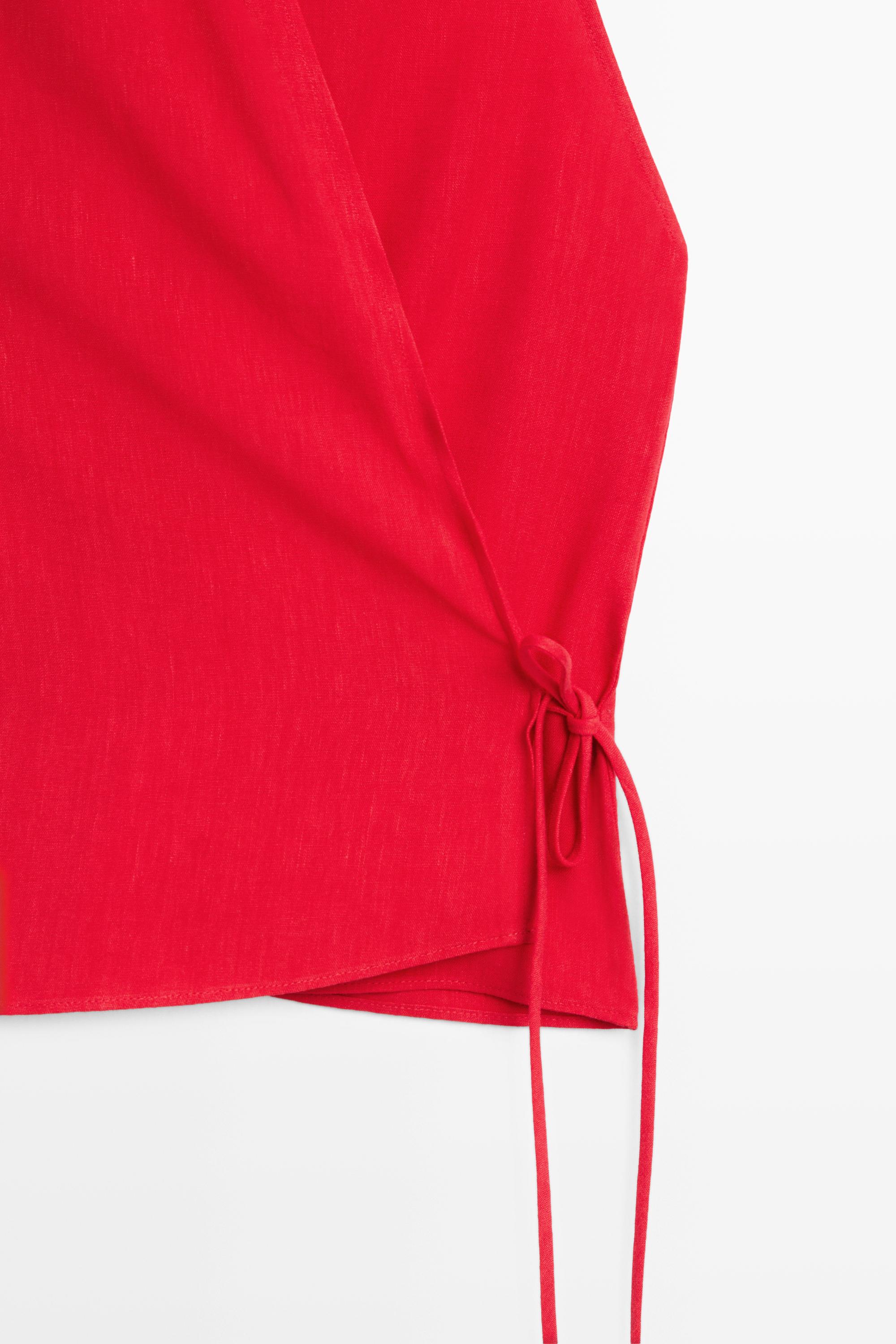 Linen halter top with tie detail — RED
