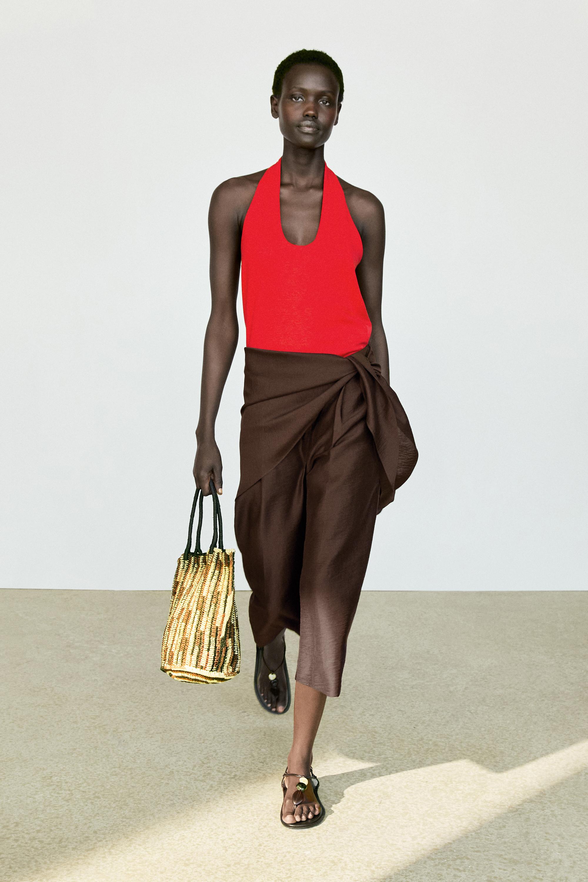 Long flowing Bermuda shorts with scarf detail — Chocolate