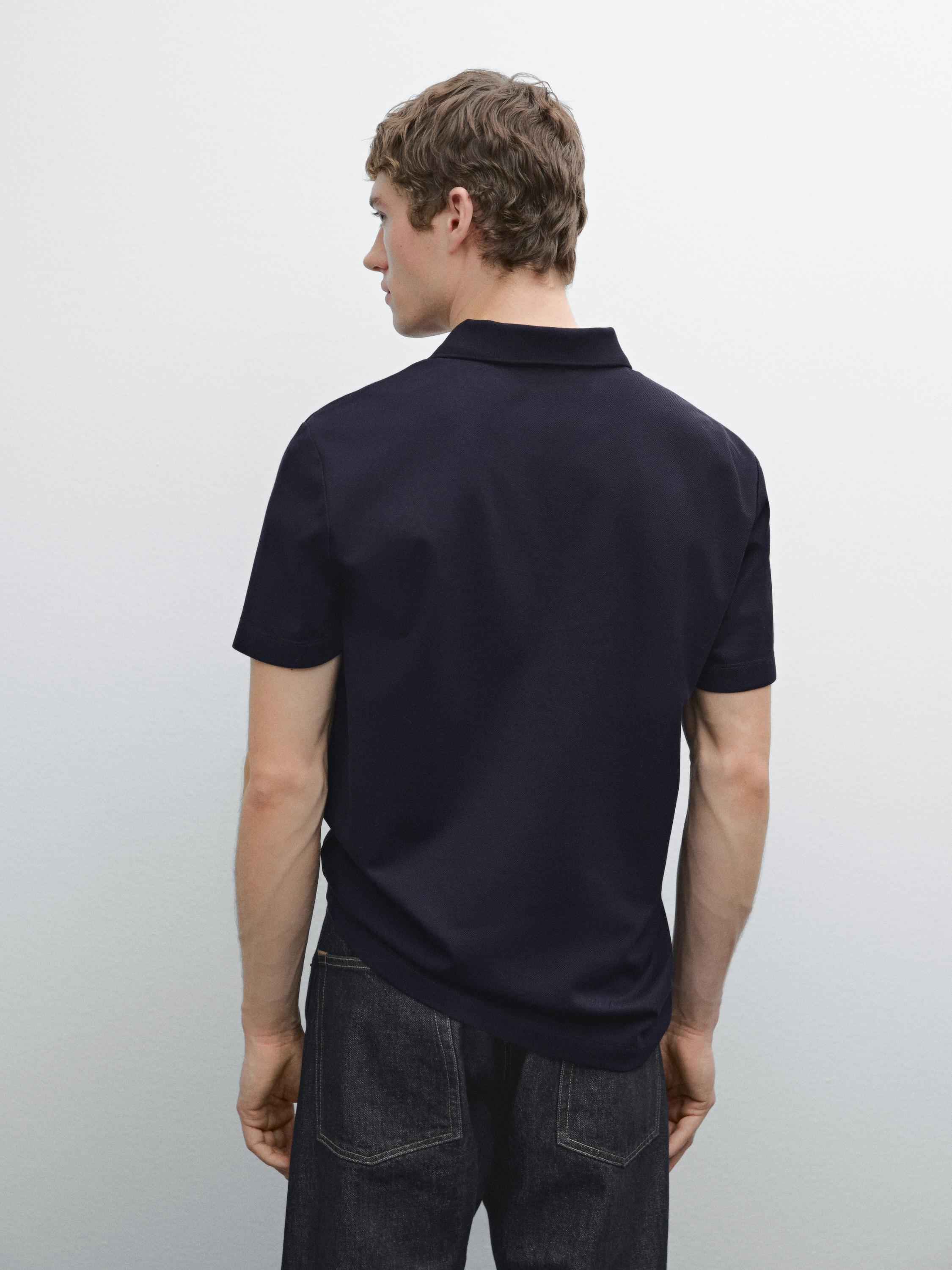 100% cotton polo shirt with micro textured weave
