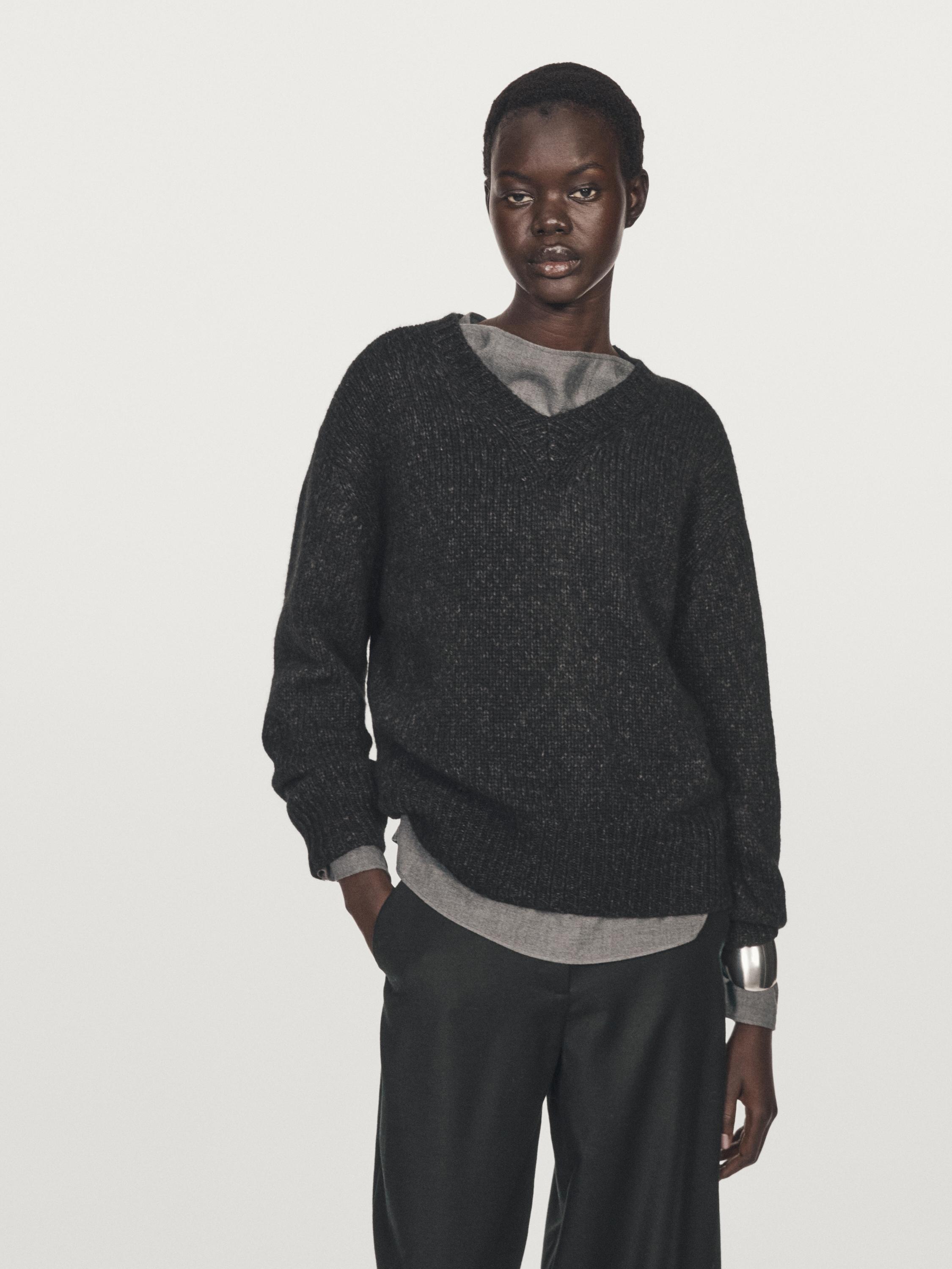 Strickpullover mit V-Ausschnitt