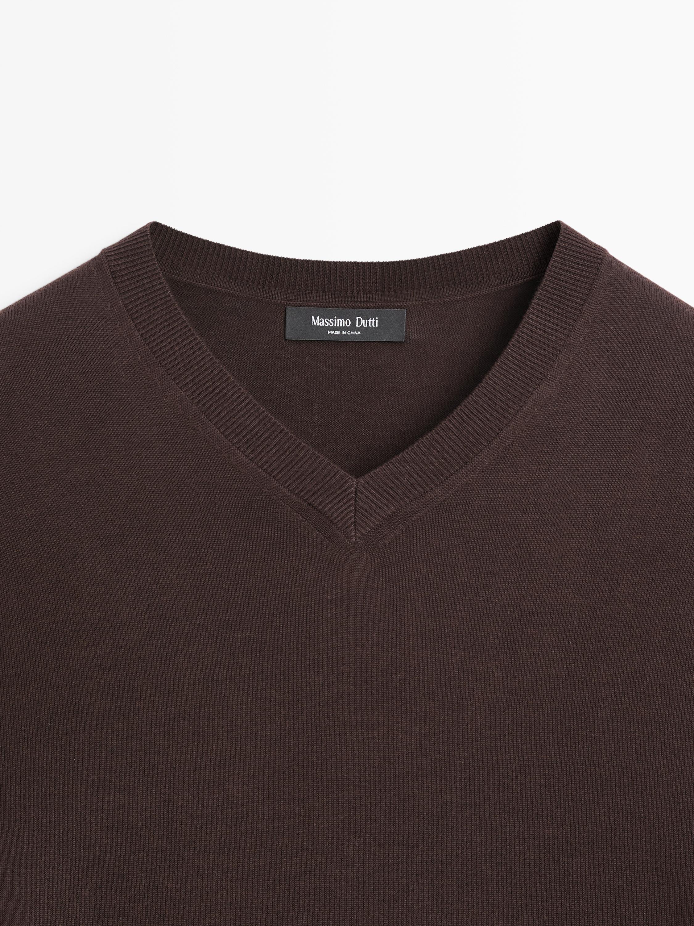 Cotton blend V-neck knit sweater — BROWN