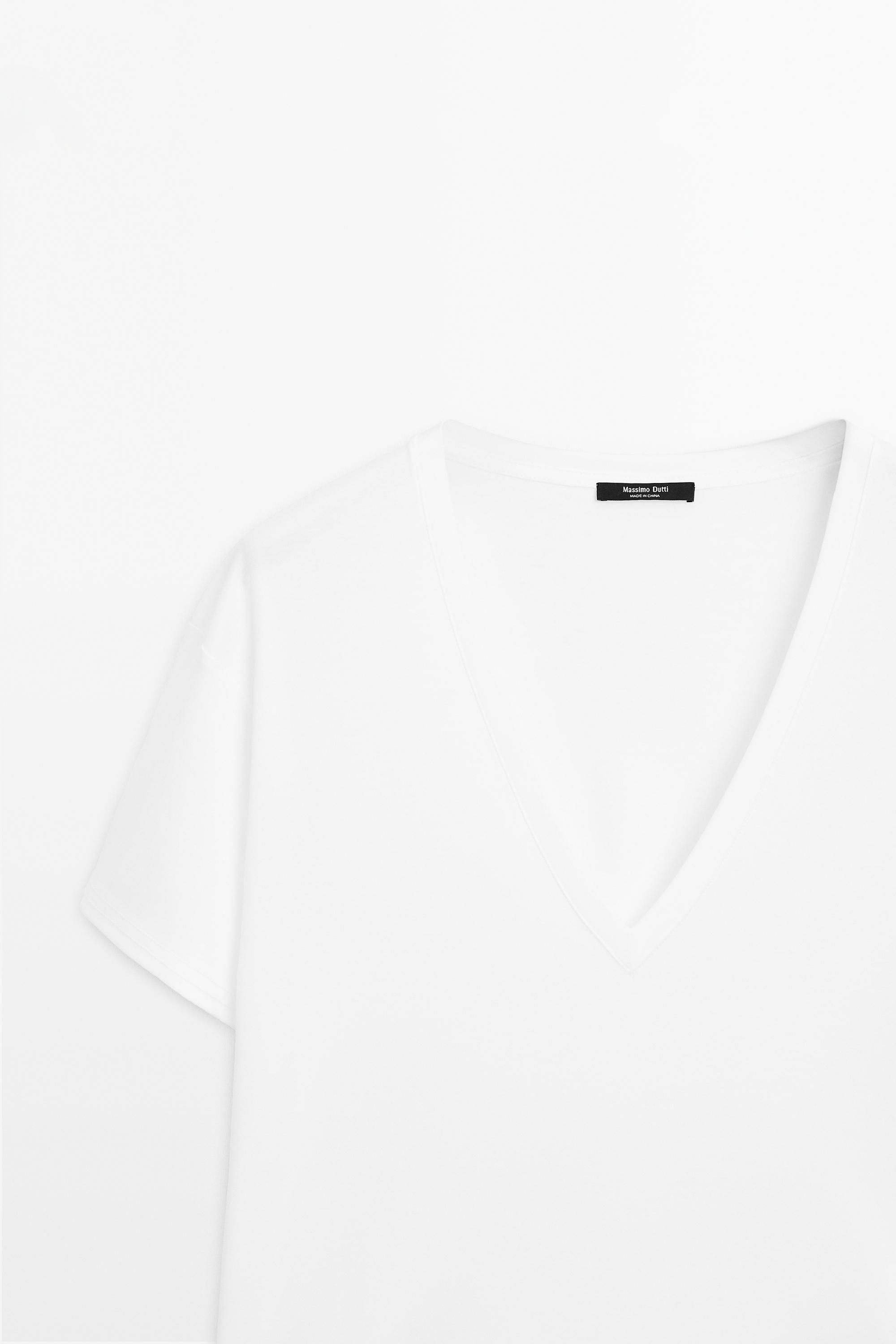 Flowing V-neck T-shirt — WHITE