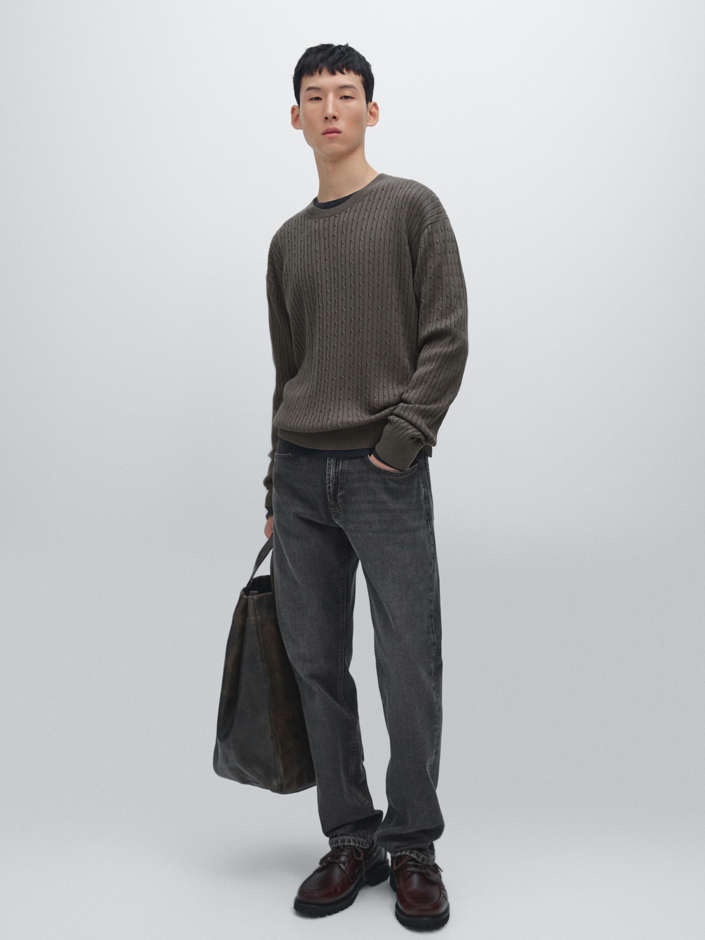 سويتر من القطن المخلوط بحياكة مجدولة