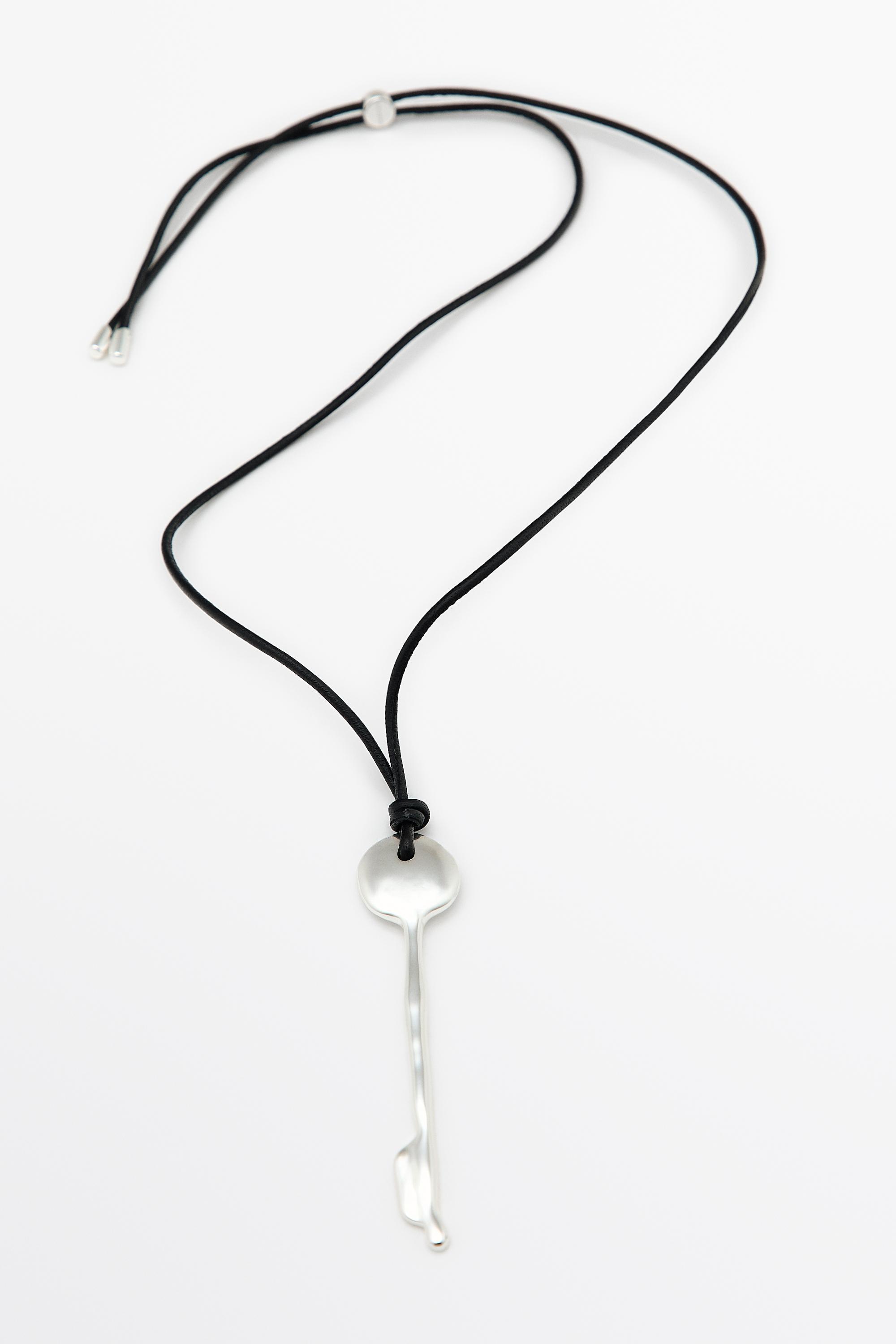 Key pendant necklace — SILVER