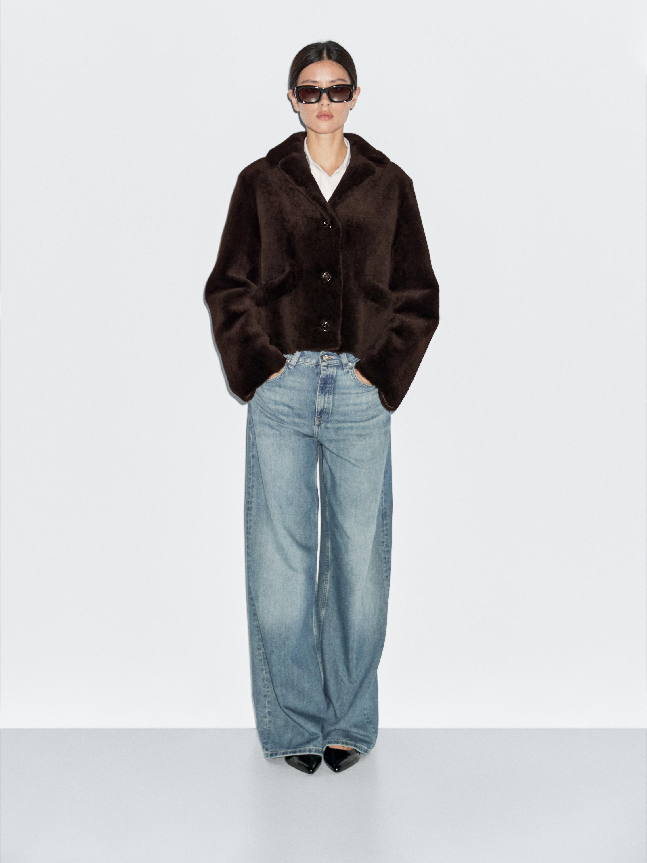 Short 100% sheepskin mouton jacket