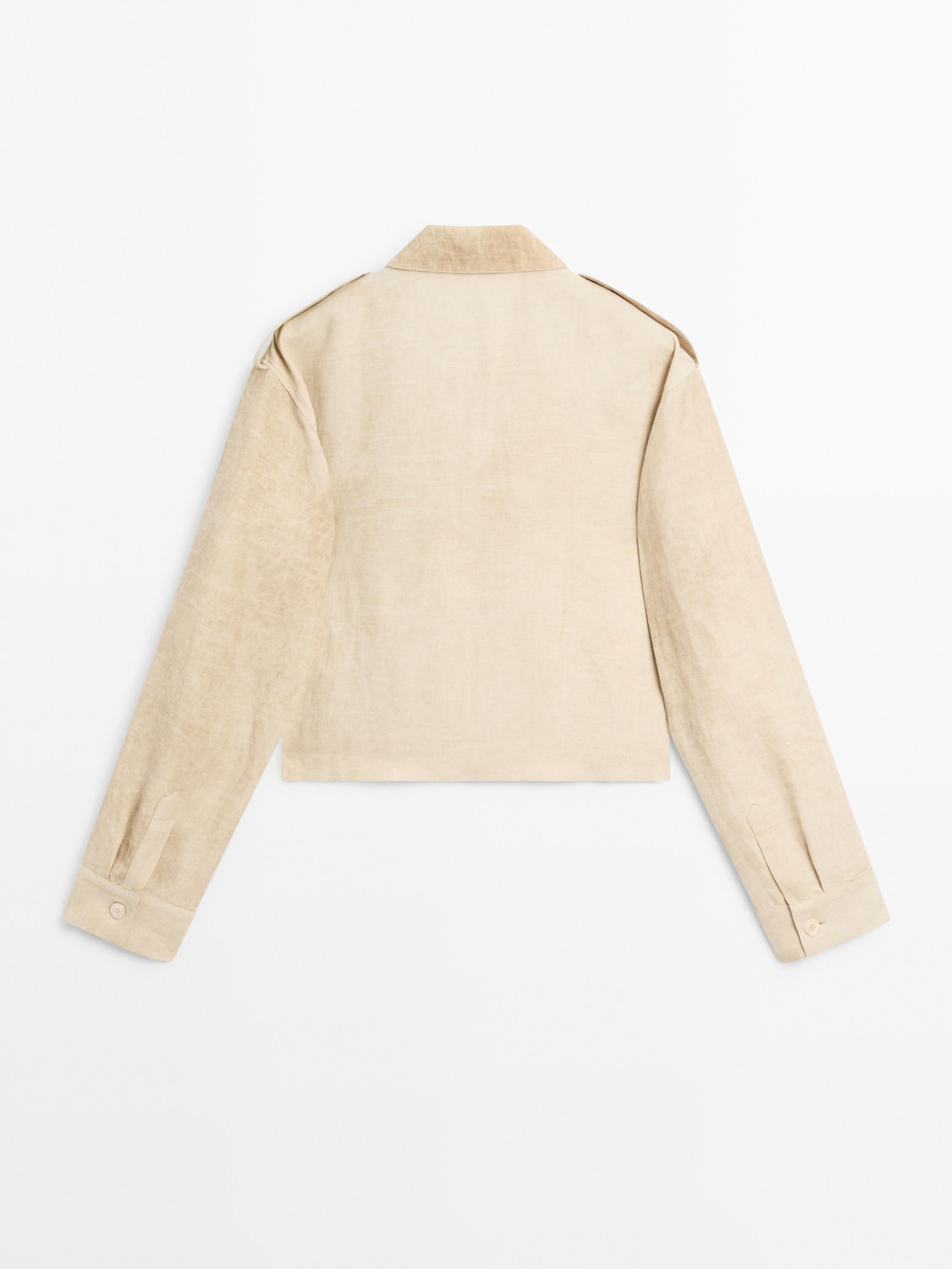 Short shirt with pocket details