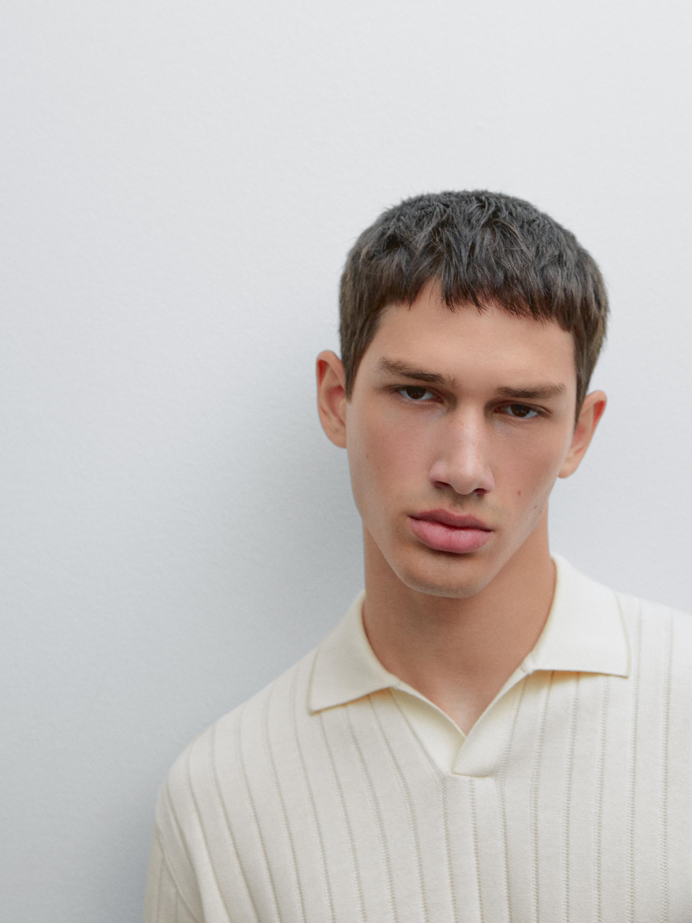 Ribbed knit polo shirt