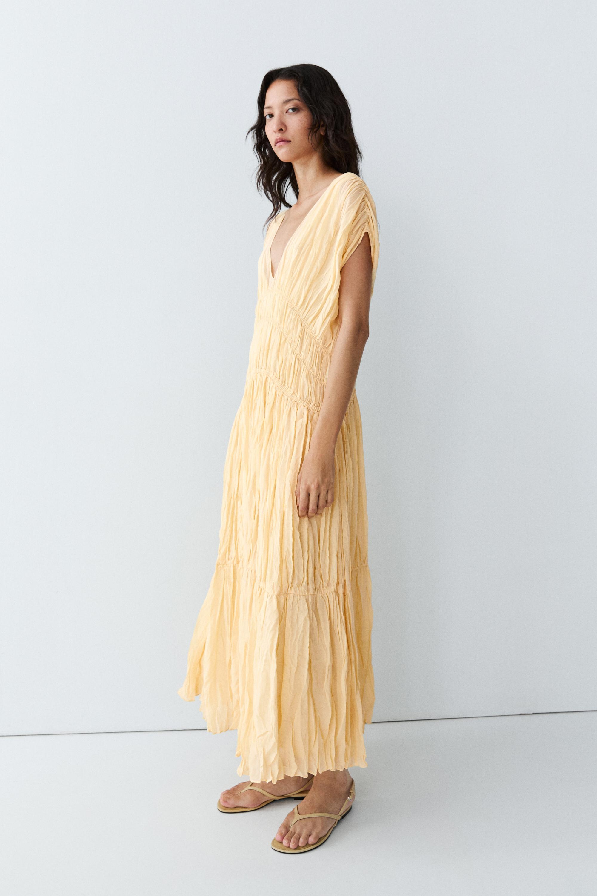 Flowing gathered midi dress — YELLOW