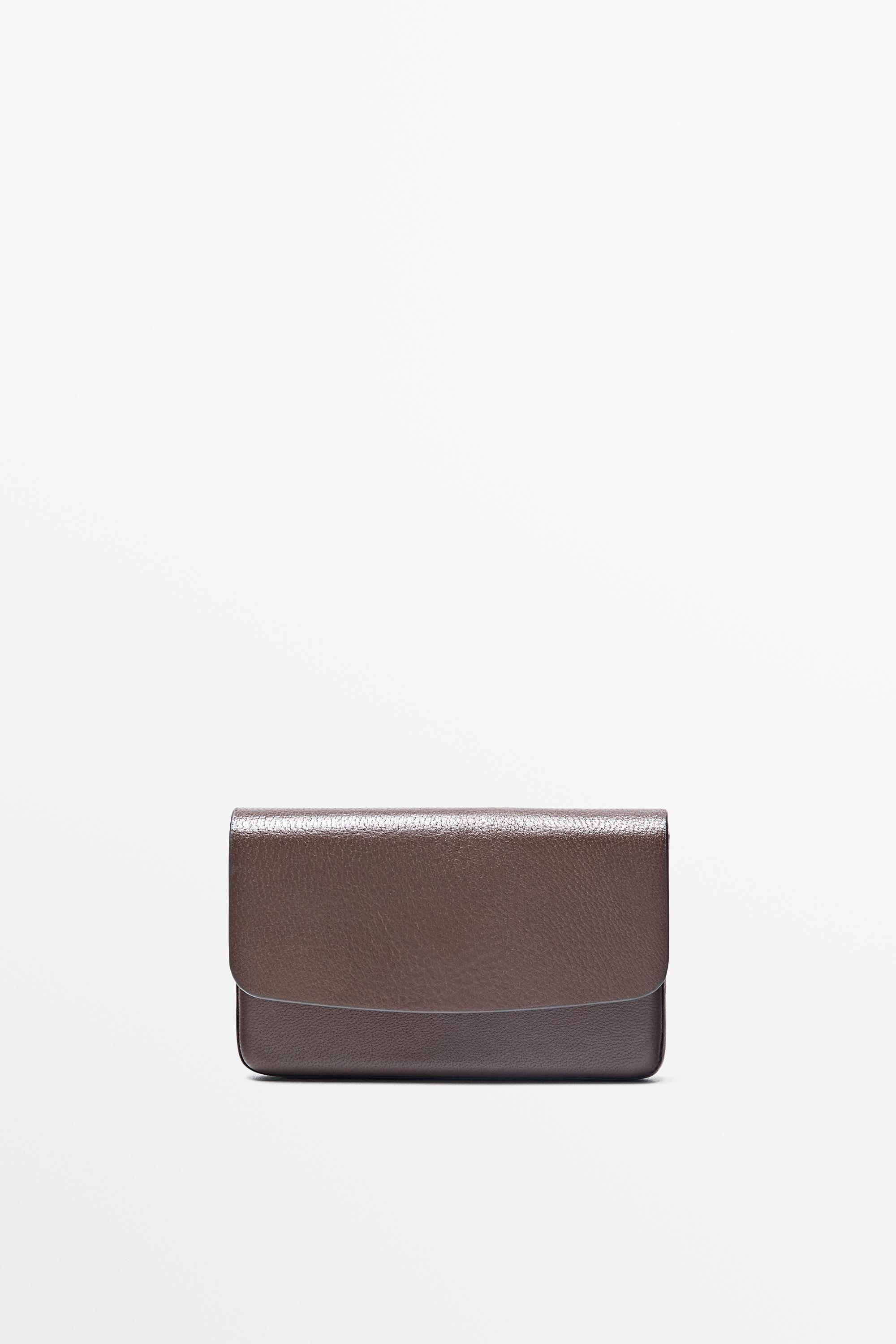 Crocodile-textured leather card holder