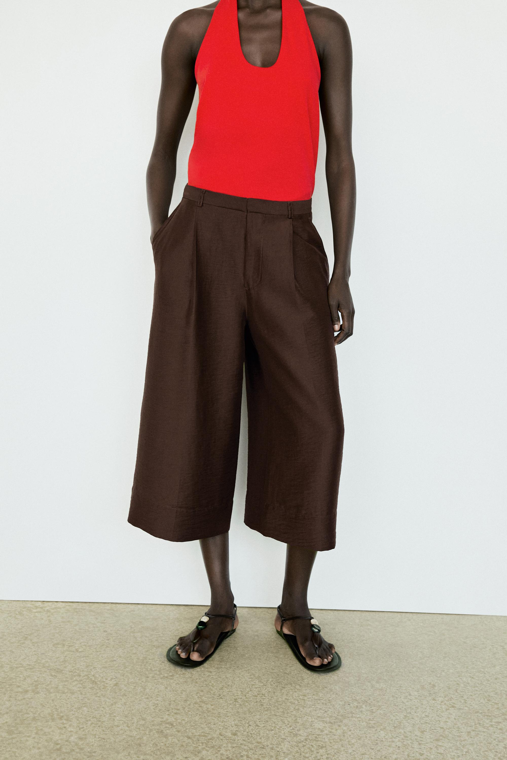 Long flowing Bermuda shorts with scarf detail — Chocolate