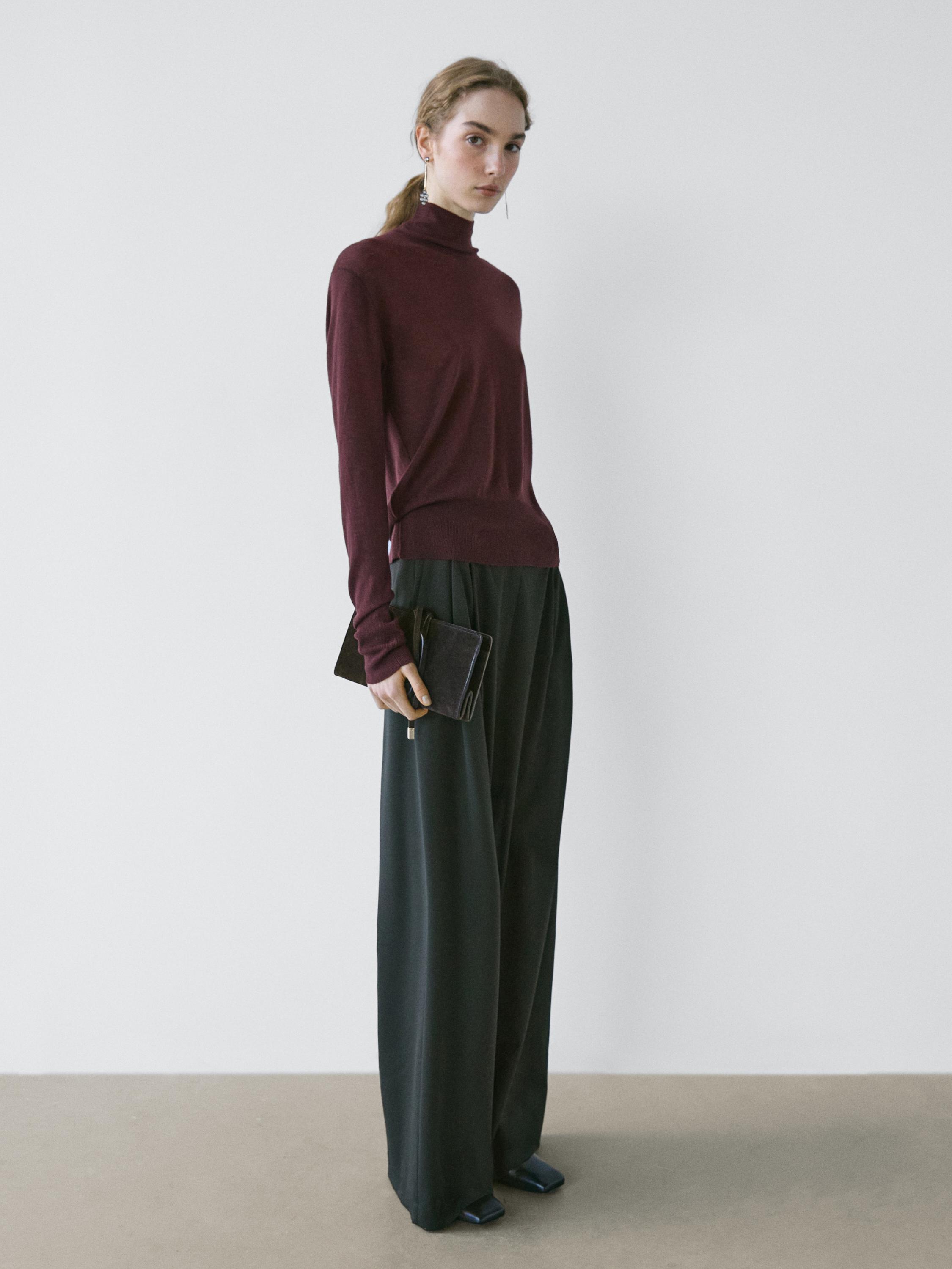 Wide-leg trousers with darts - STUDIO — BLACK