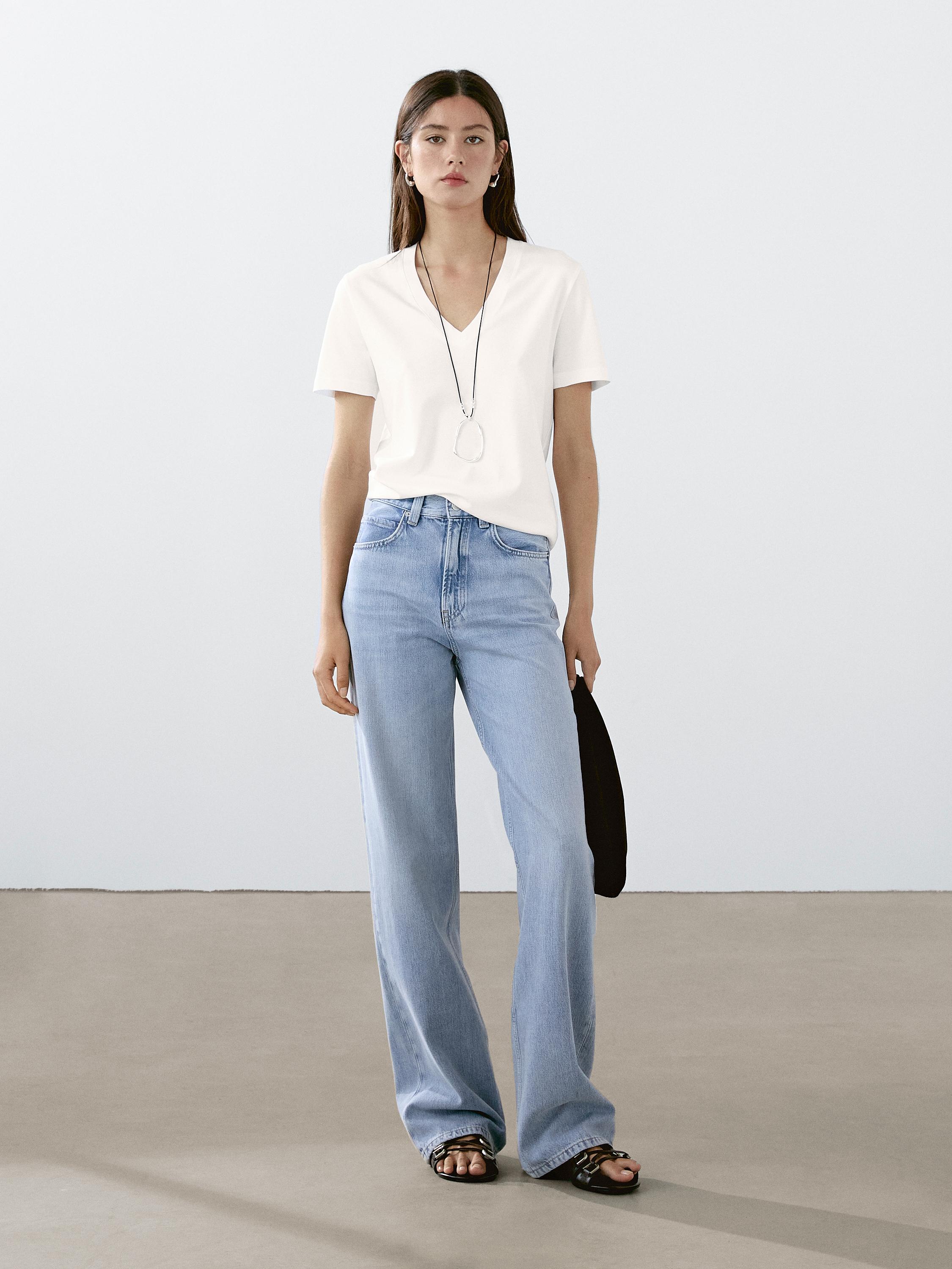 100% cotton interlock V-neck T-shirt — WHITE