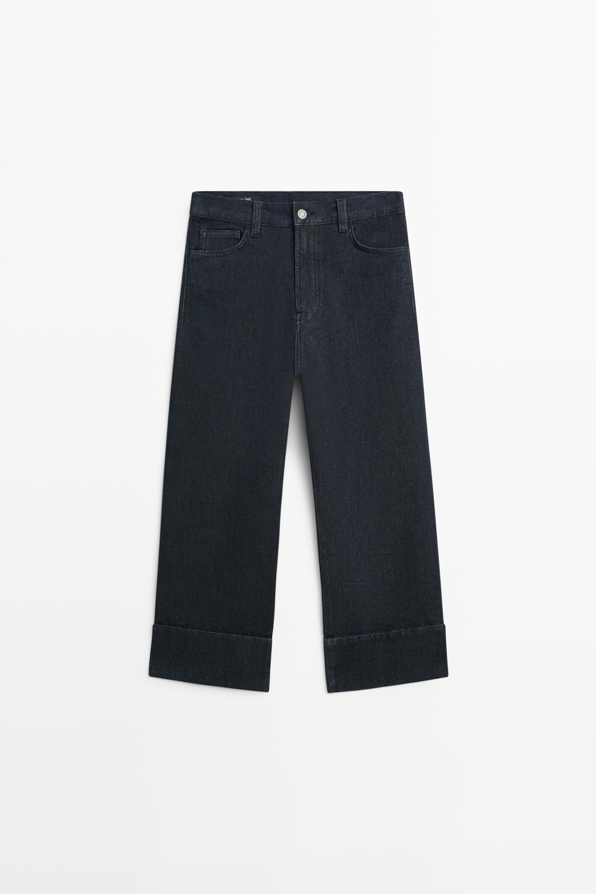 Capri jeans with turn-up hems