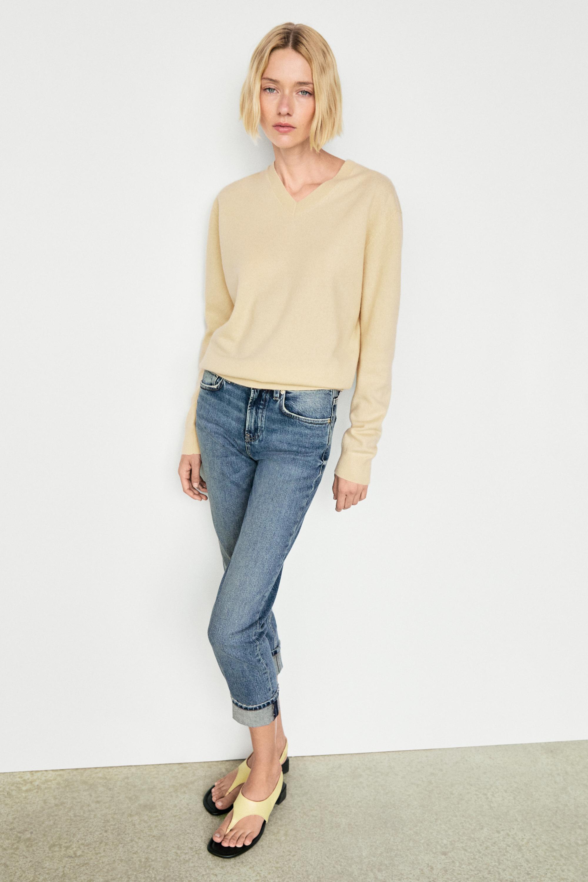 100% cashmere knit sweater — Vanilla