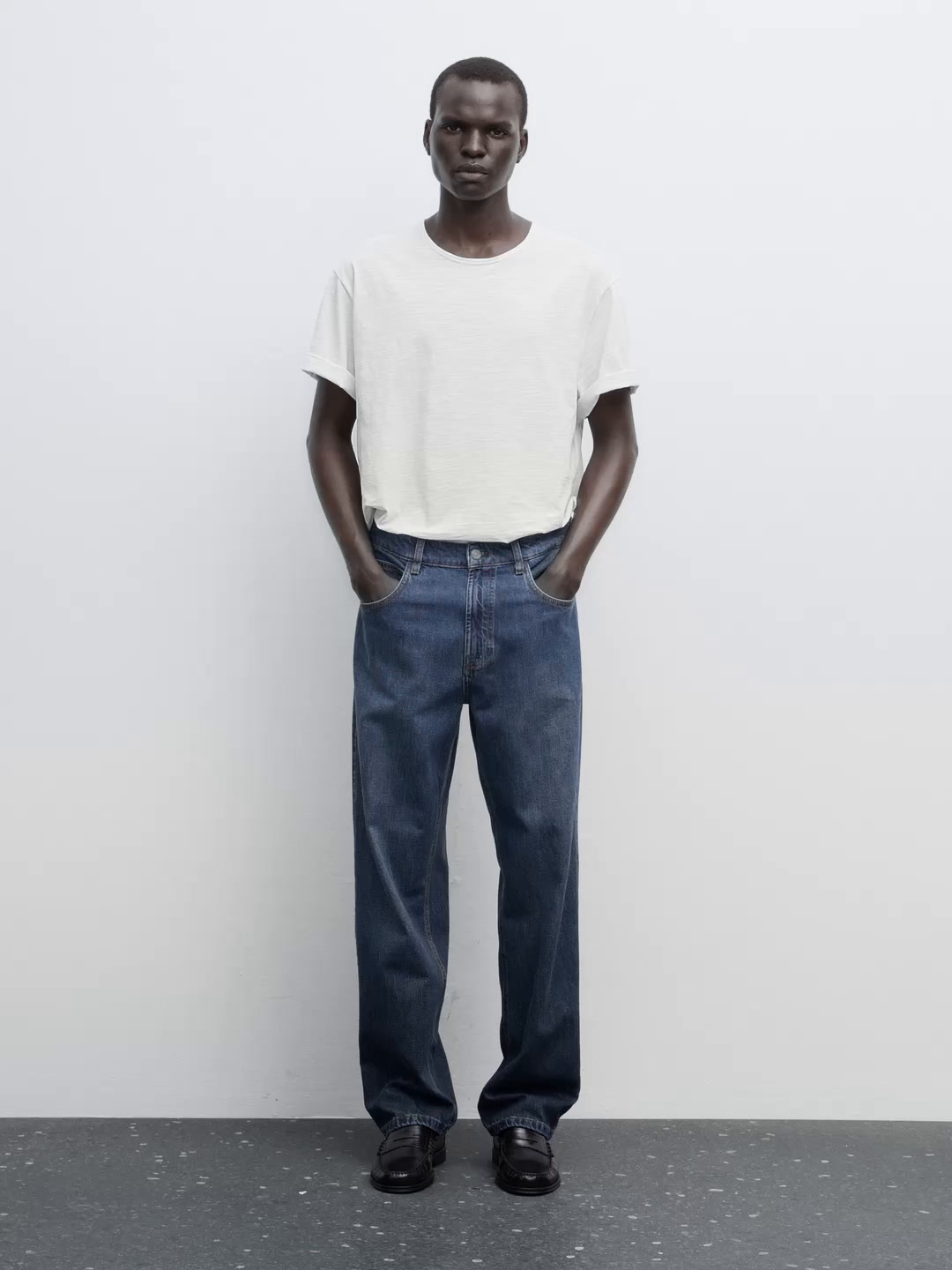 Wide-leg jeans
