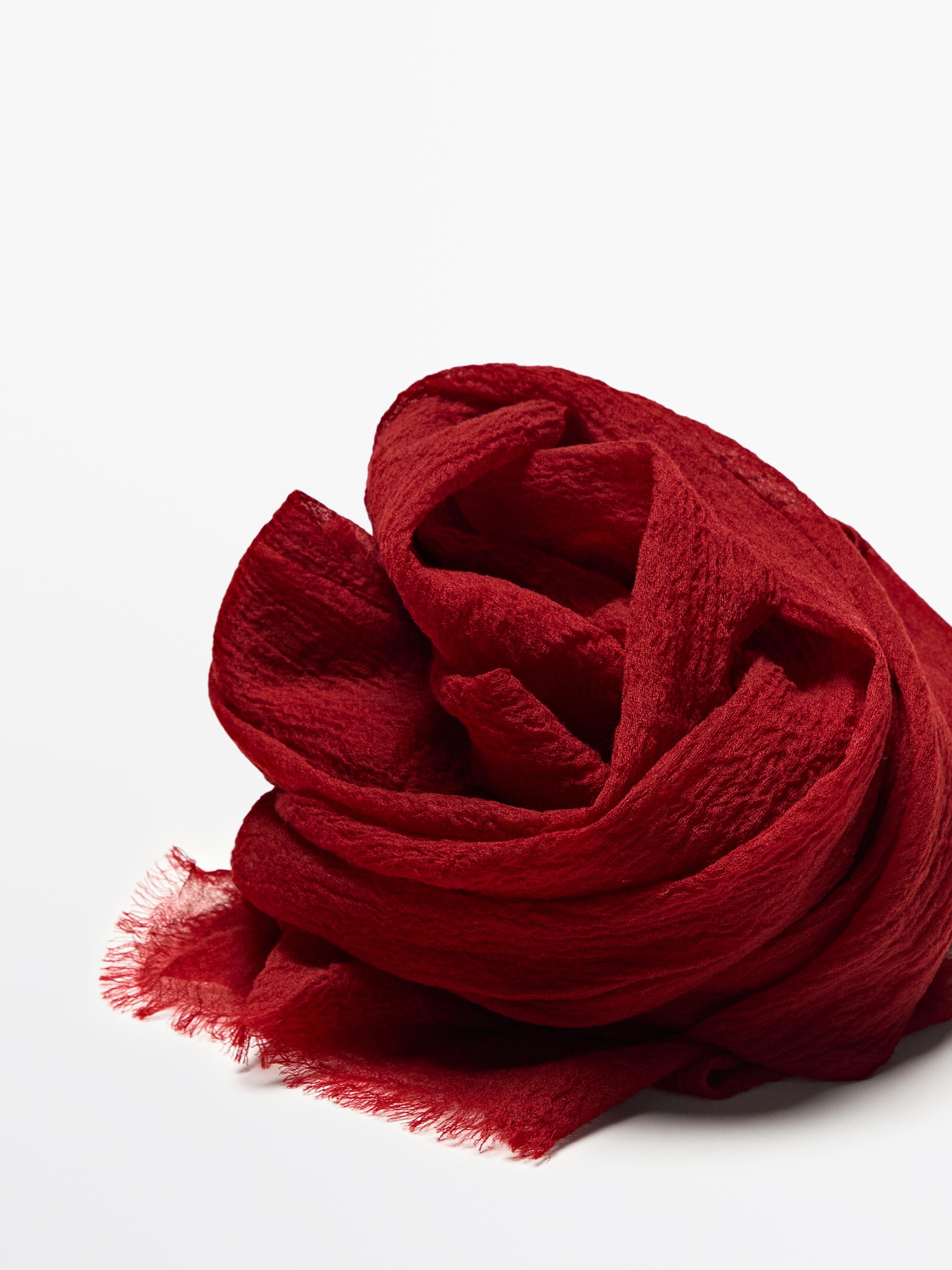 Cool wool scarf