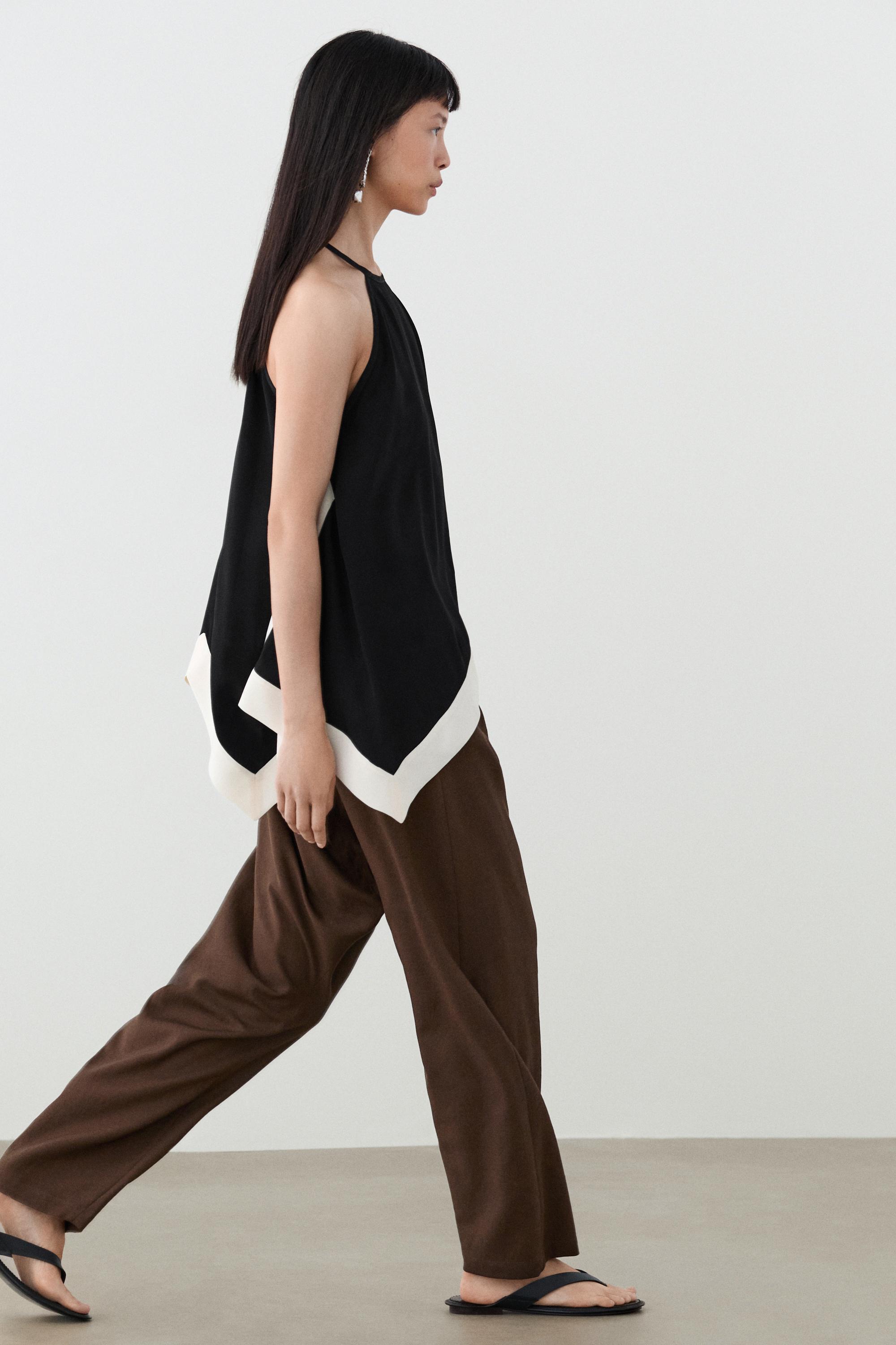 Long contrast halter top — BLACK