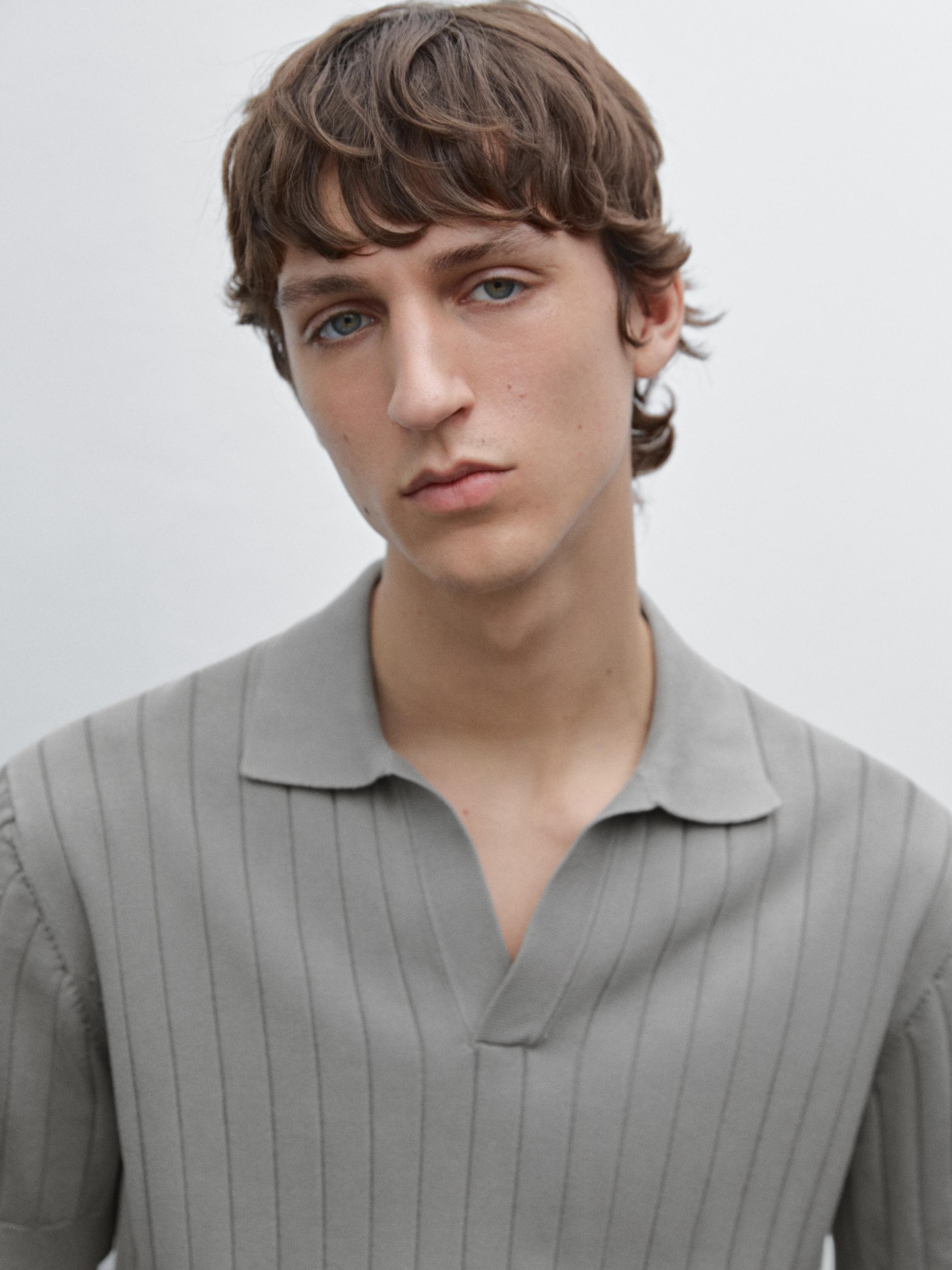 V-neck cotton polo sweater with trims