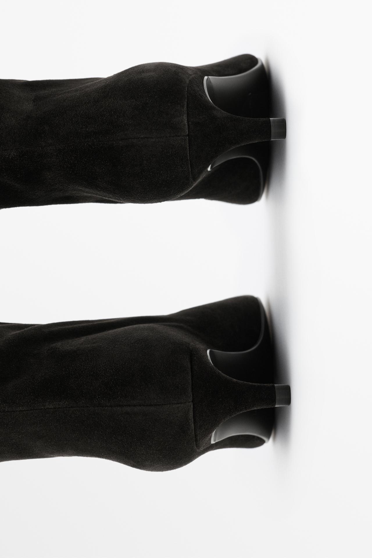 Soft leather kitten heel boot — BROWN