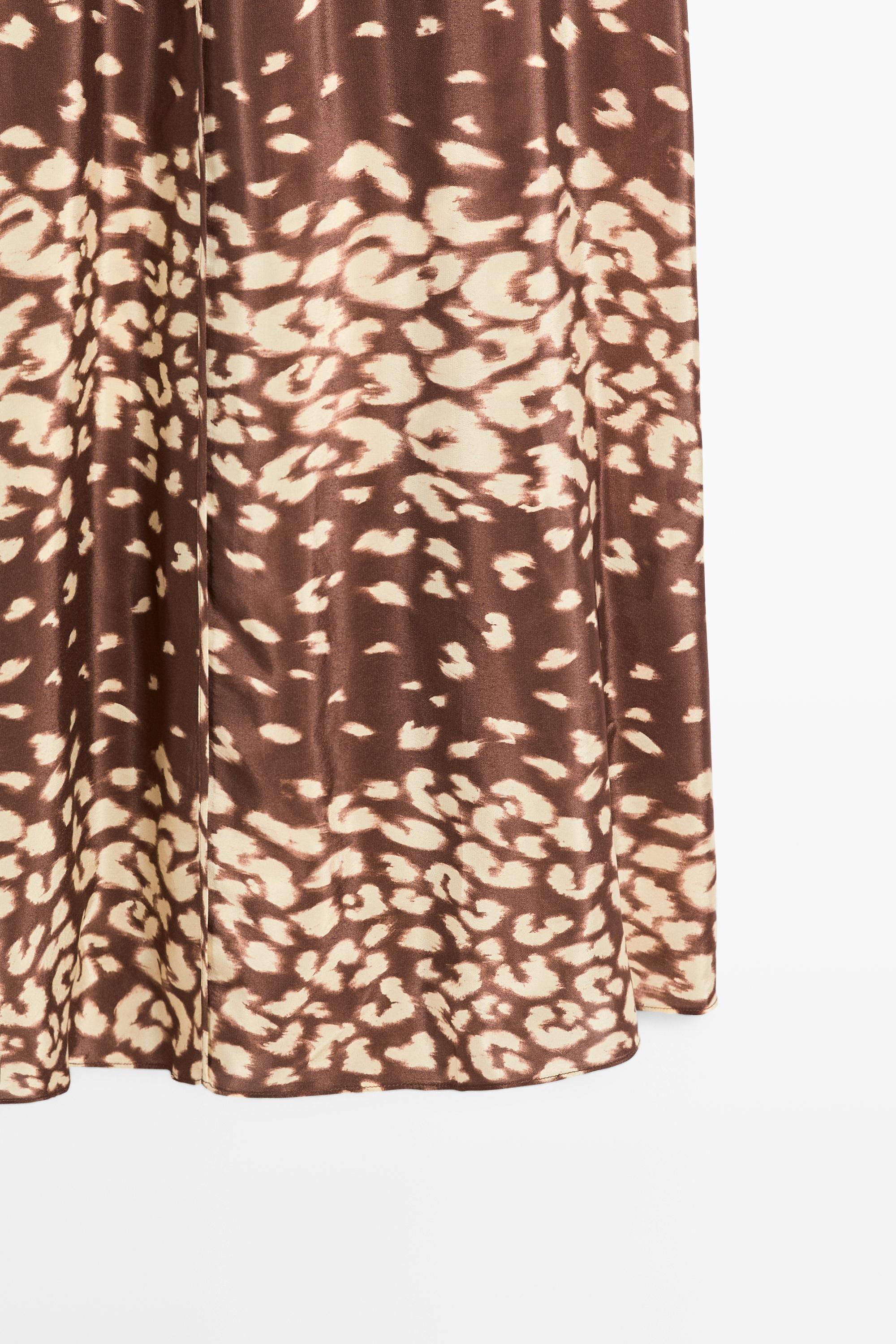 Flowing animal print midi dress — BROWN