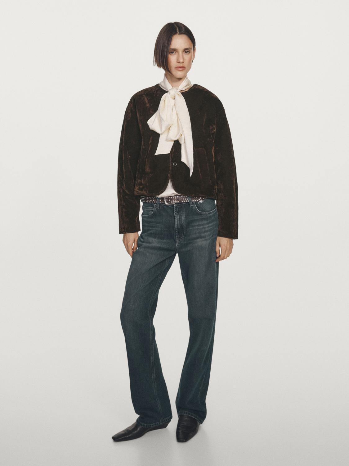 Chaqueta denim corta acabado flock