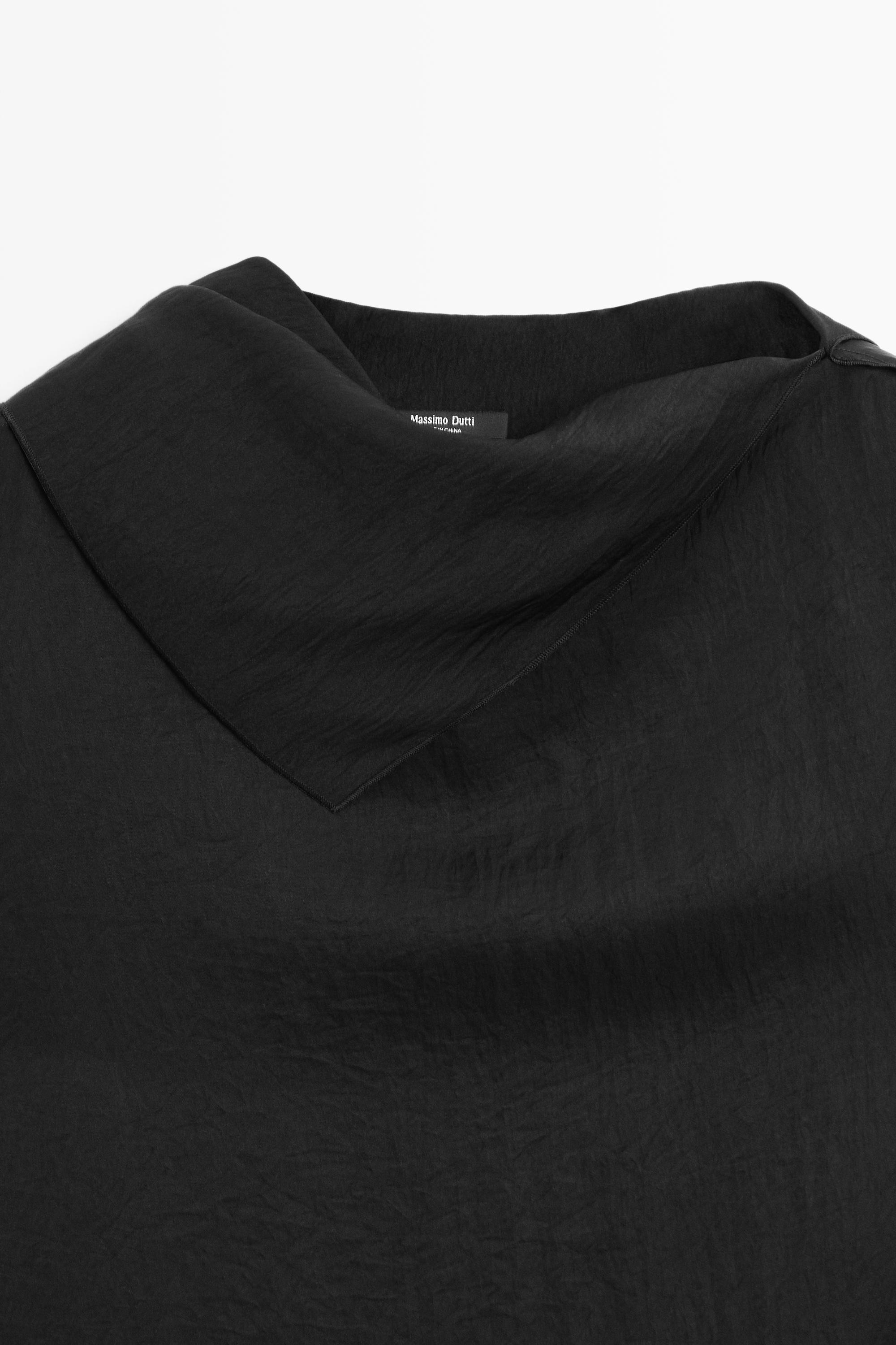 Flowing lace-detail top — BLACK