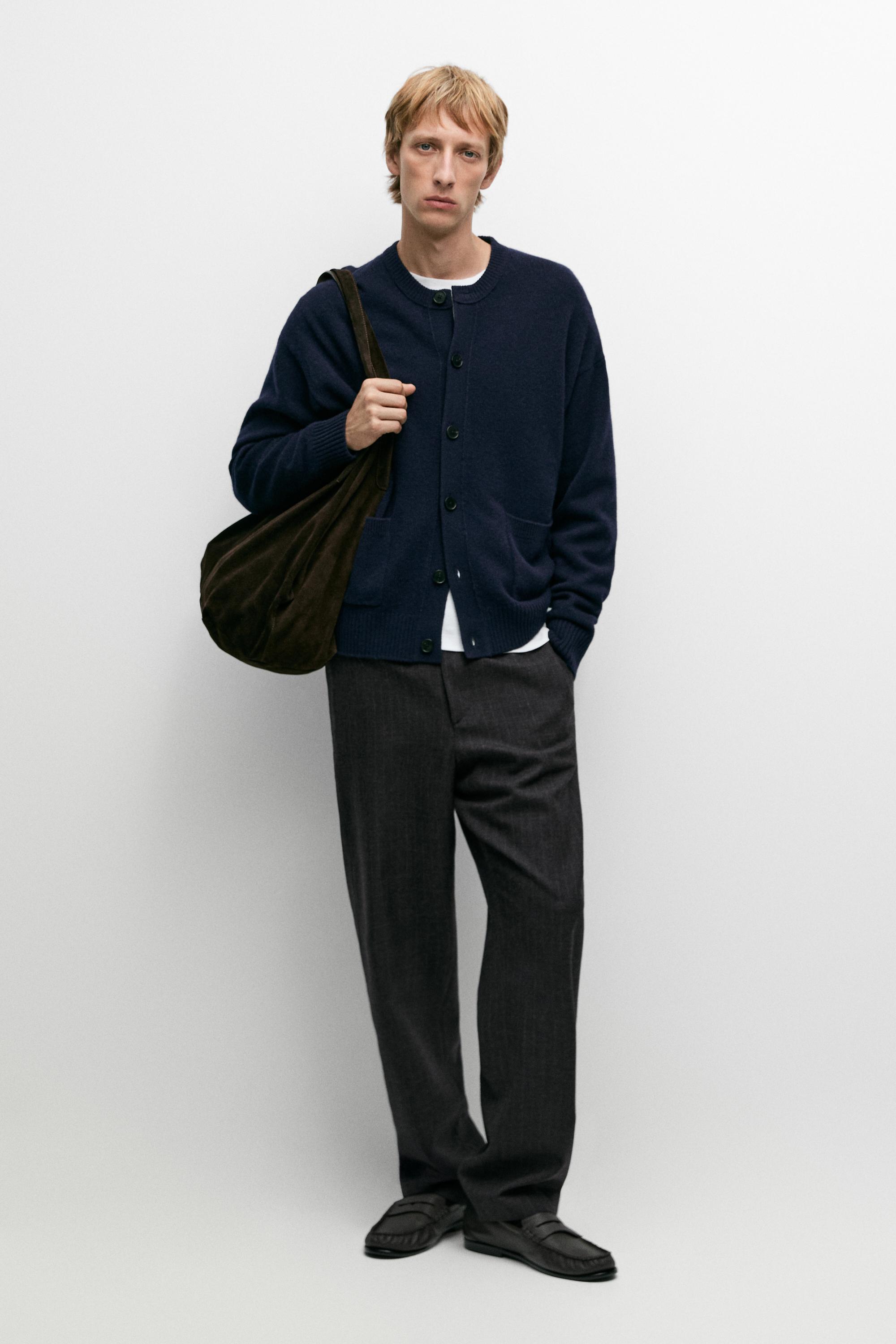 100% wool knit cardigan with pockets