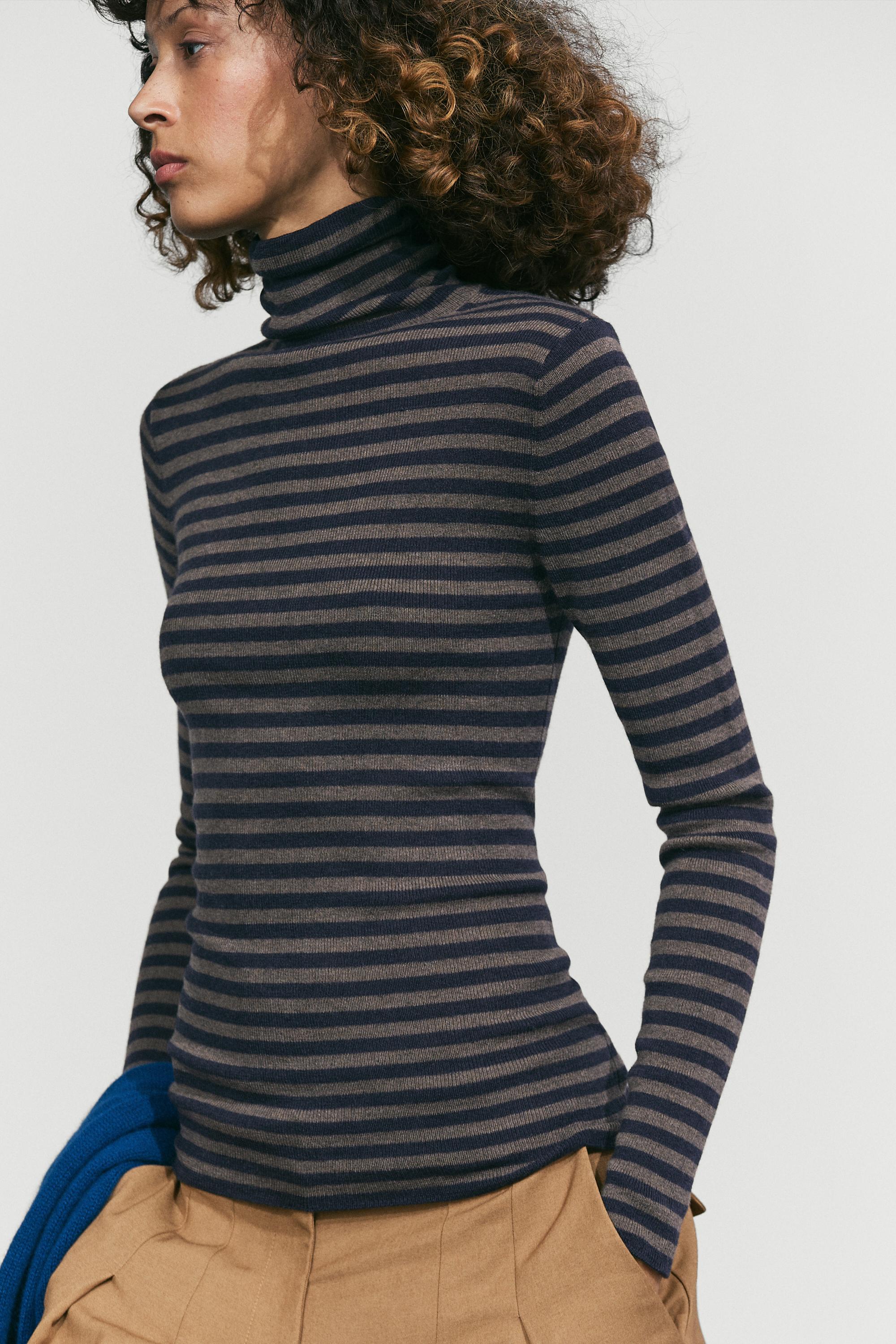 Striped turtleneck knit sweater