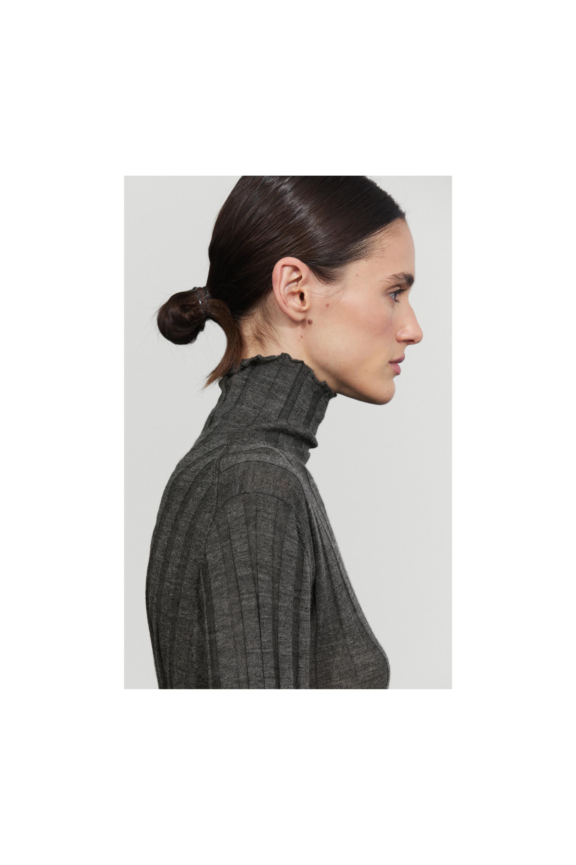 Ribbed mock turtleneck knit sweater - MEDIUM GREY