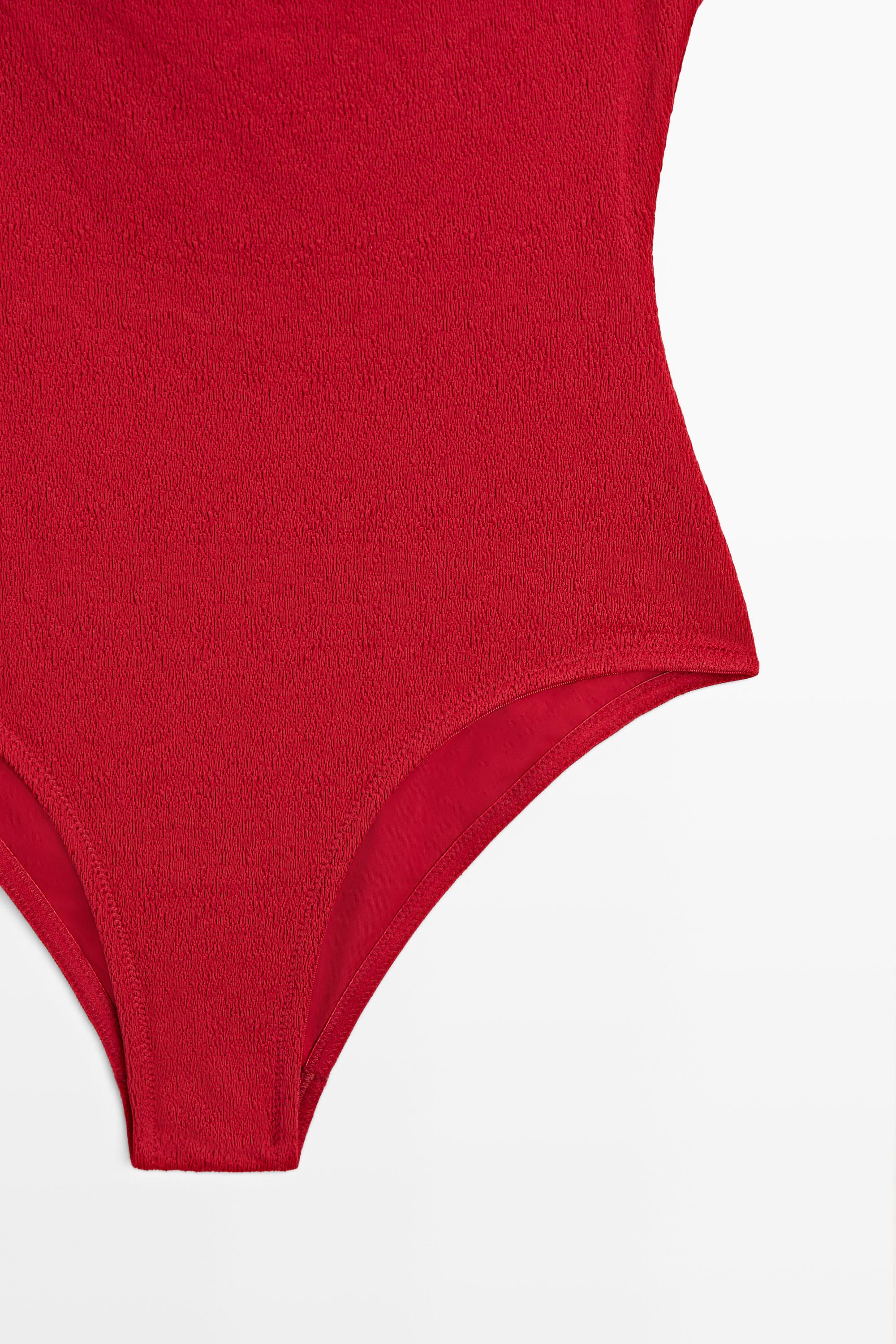 Textured halter swimsuit — RED