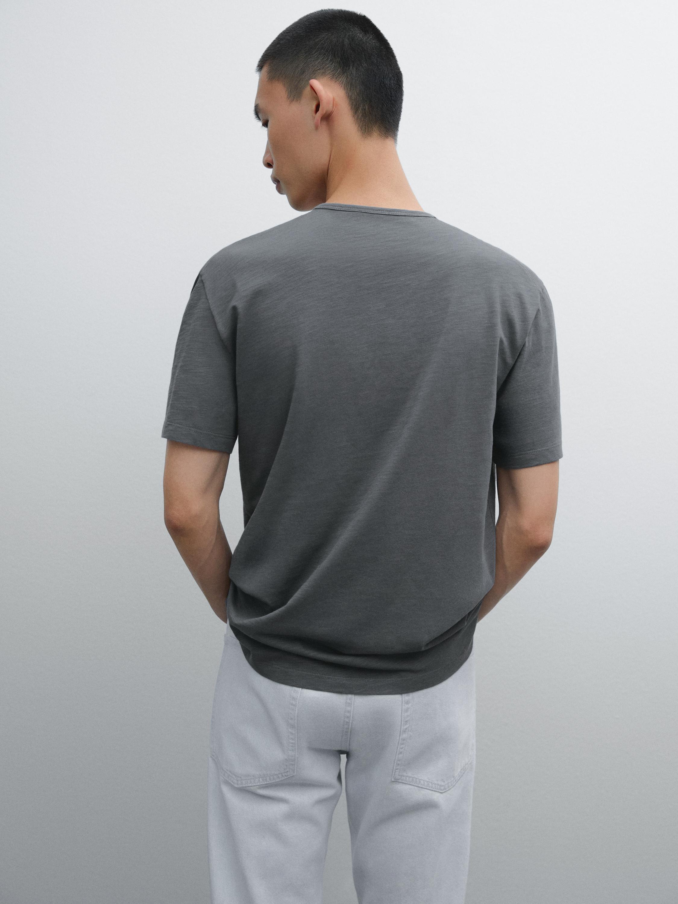 100% cotton T-shirt with fabric detail