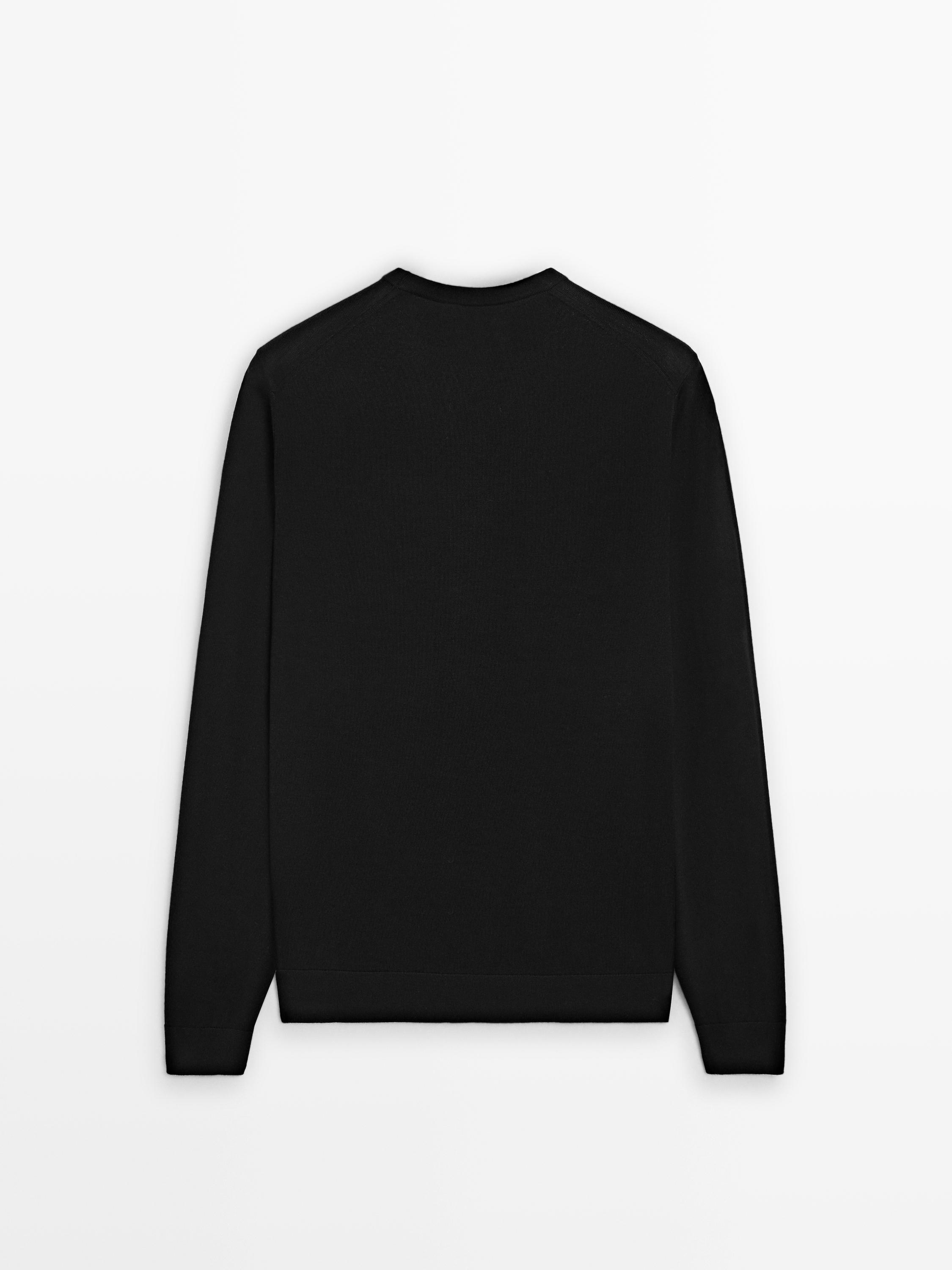 100% merino wool knit sweater — BLACK