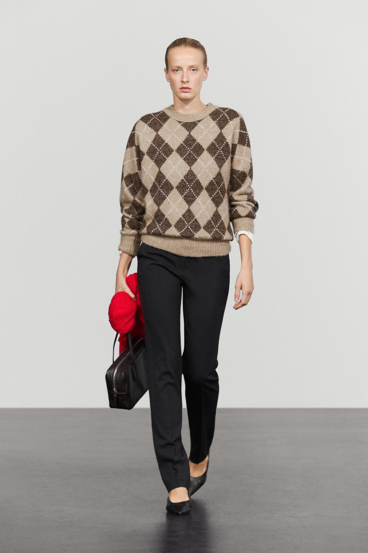Argyle knit sweater with cashmere — BEIGE