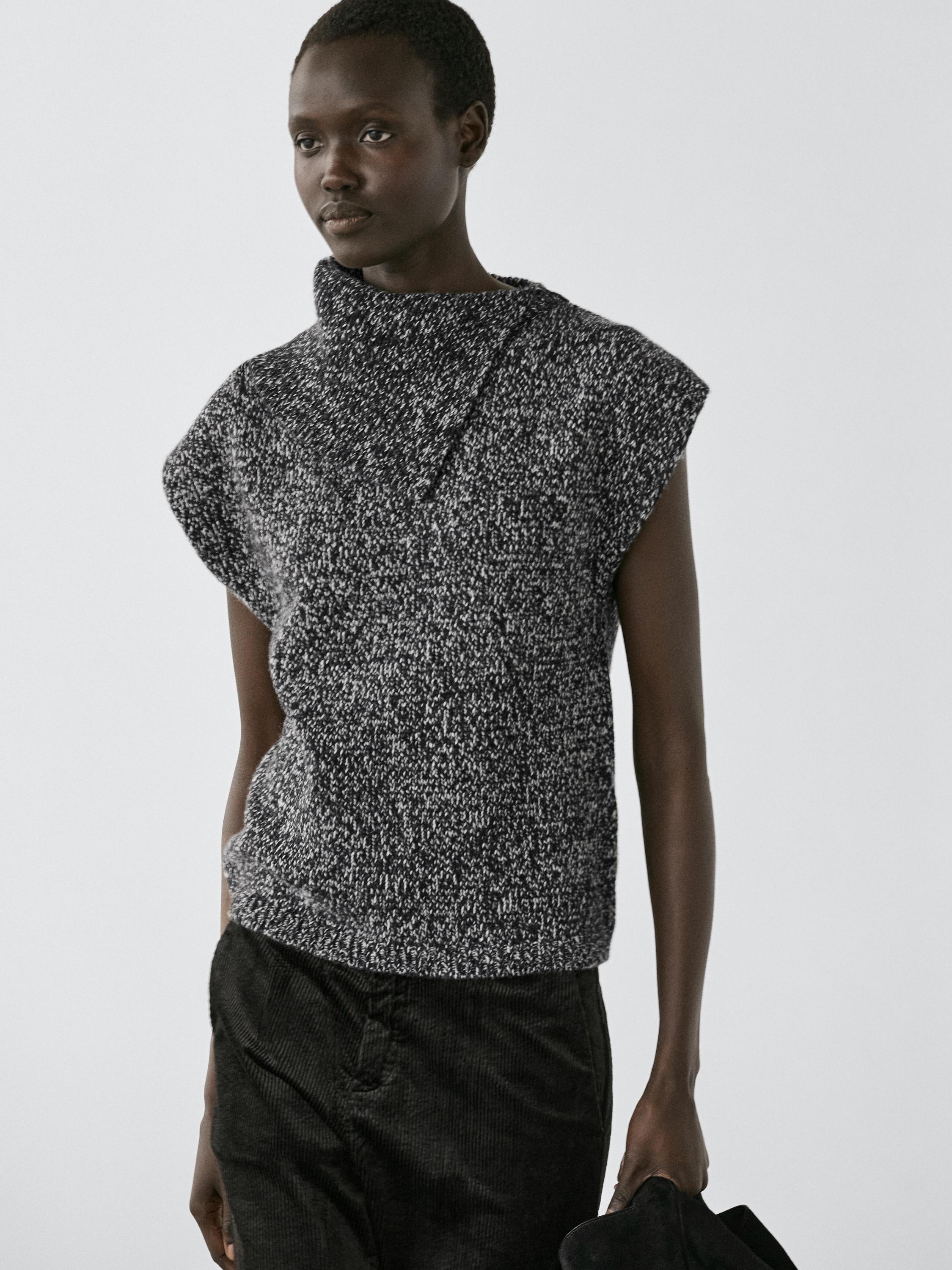 Mouliné knit vest with collar detail — BLACK