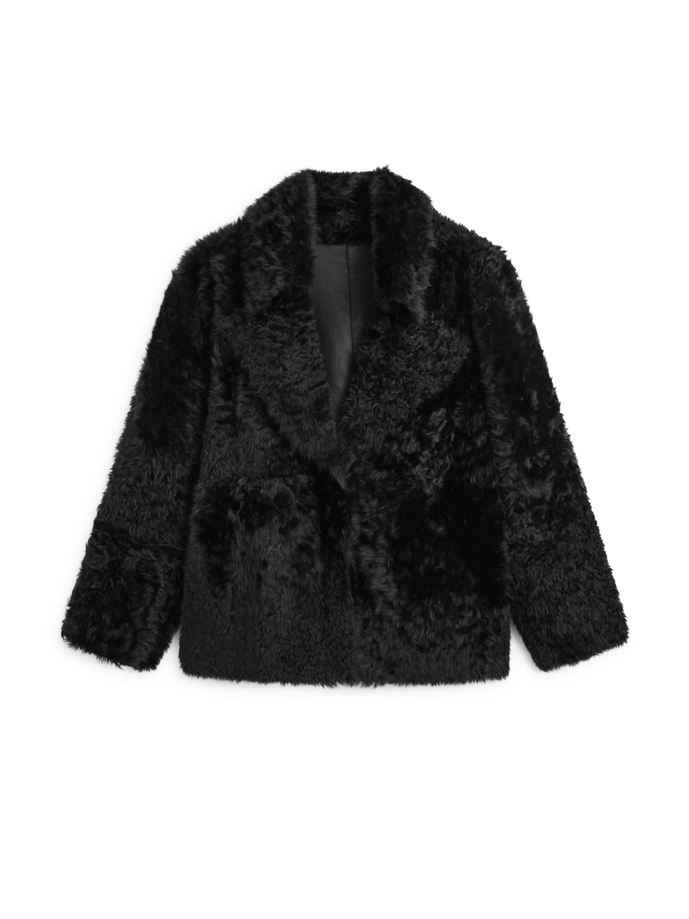 Sheepskin leather coat with lapel collar - STUDIO — BLACK