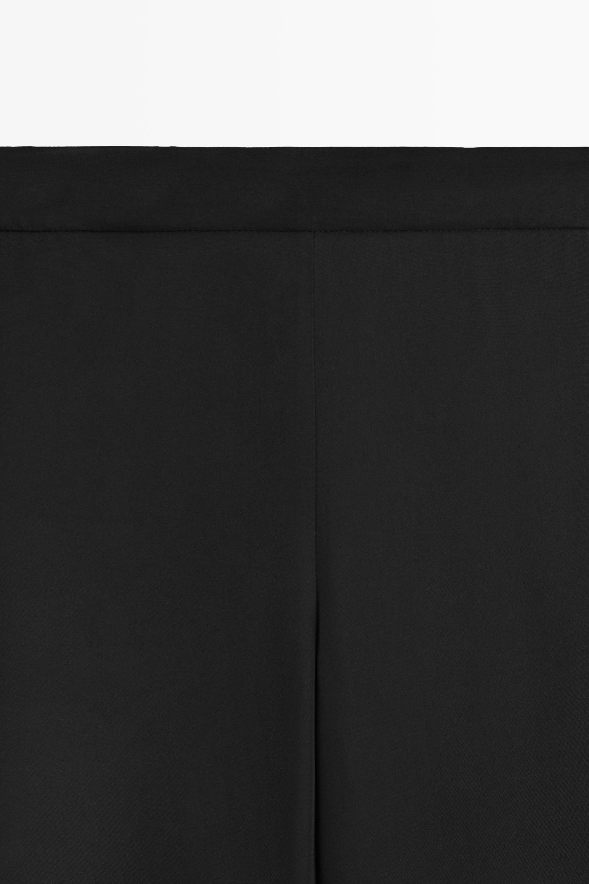 Straight-leg flowing pants — BLACK