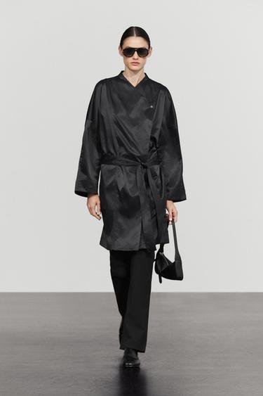 Fluid trench coat with tie-belt — BLACK 1