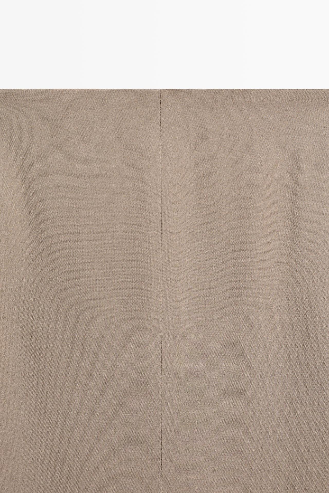 Flowing straight midi skirt - STUDIO — STONE
