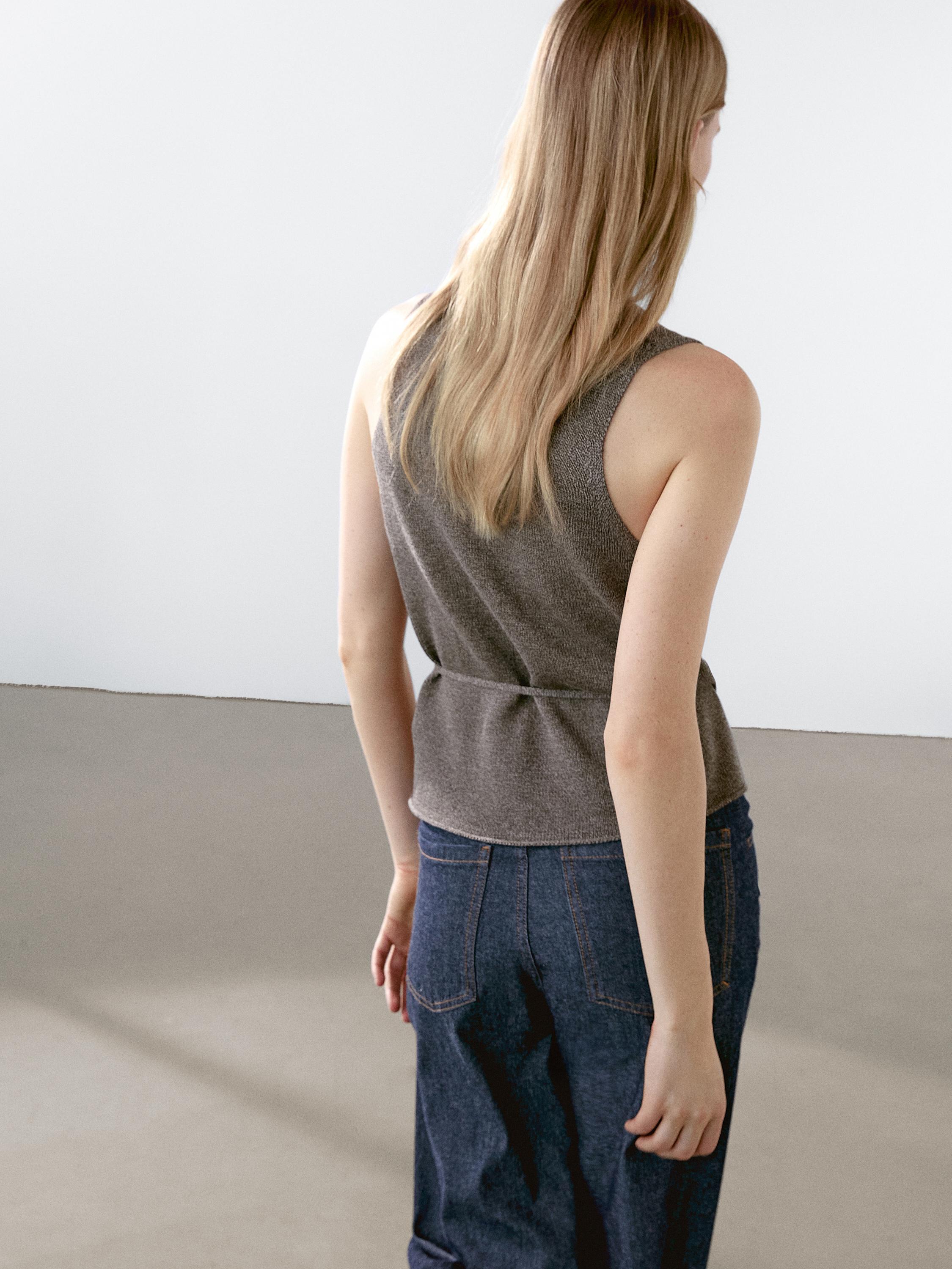 Mouliné knit crossover vest