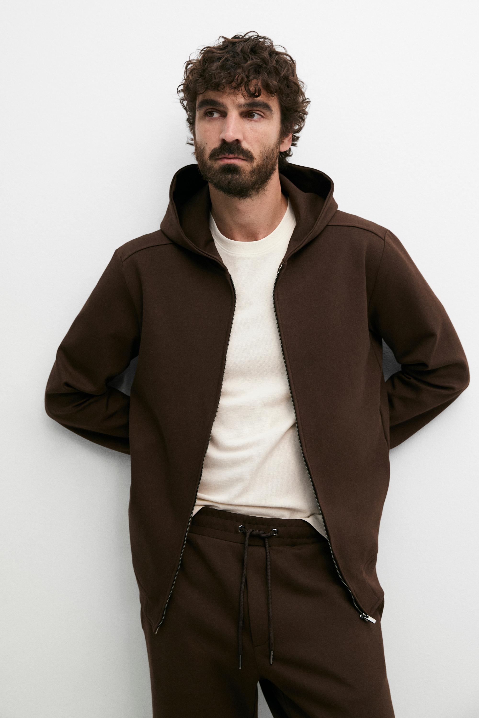 Total look short hooded jacket