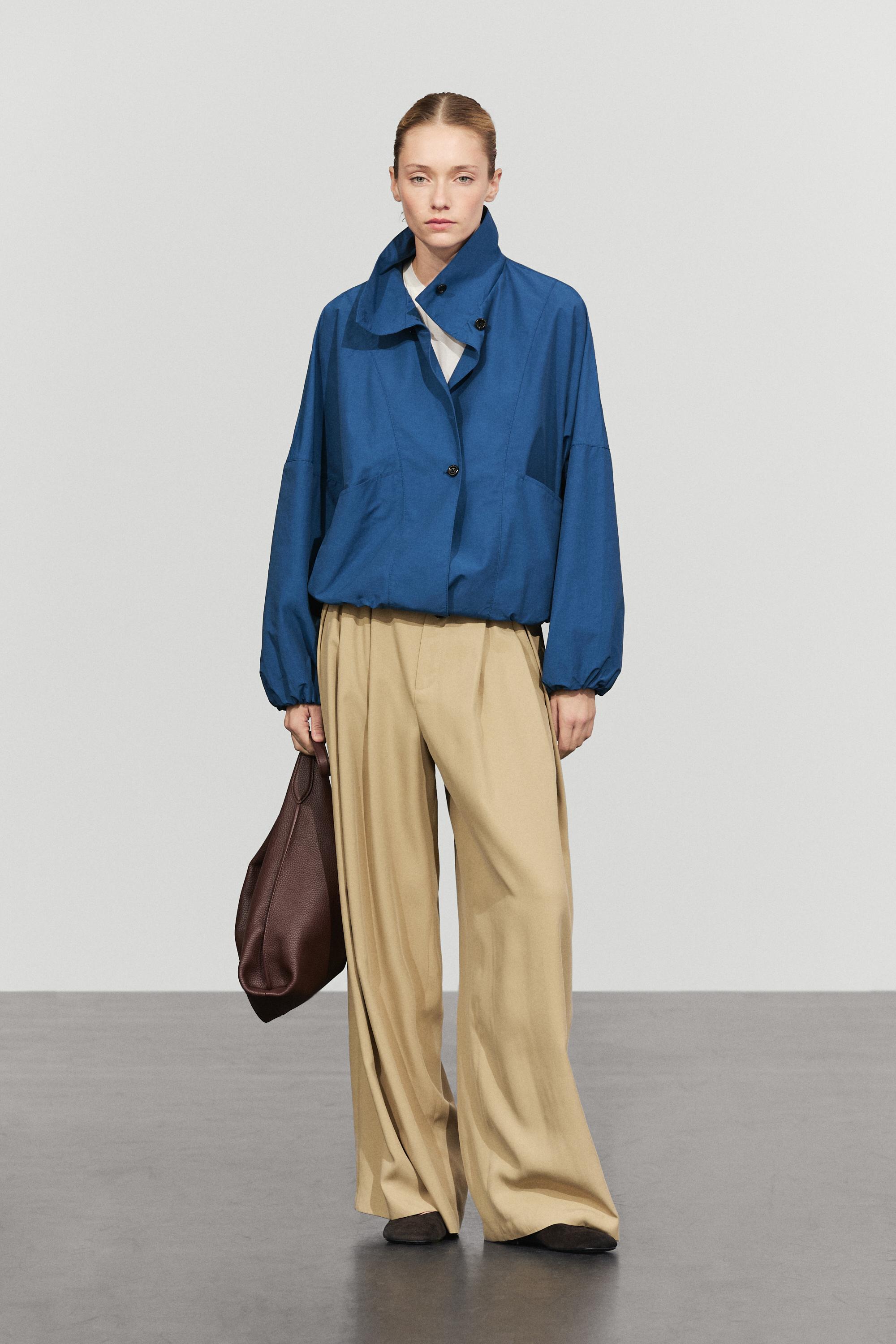 Technical puff bomber jacket — BLUE