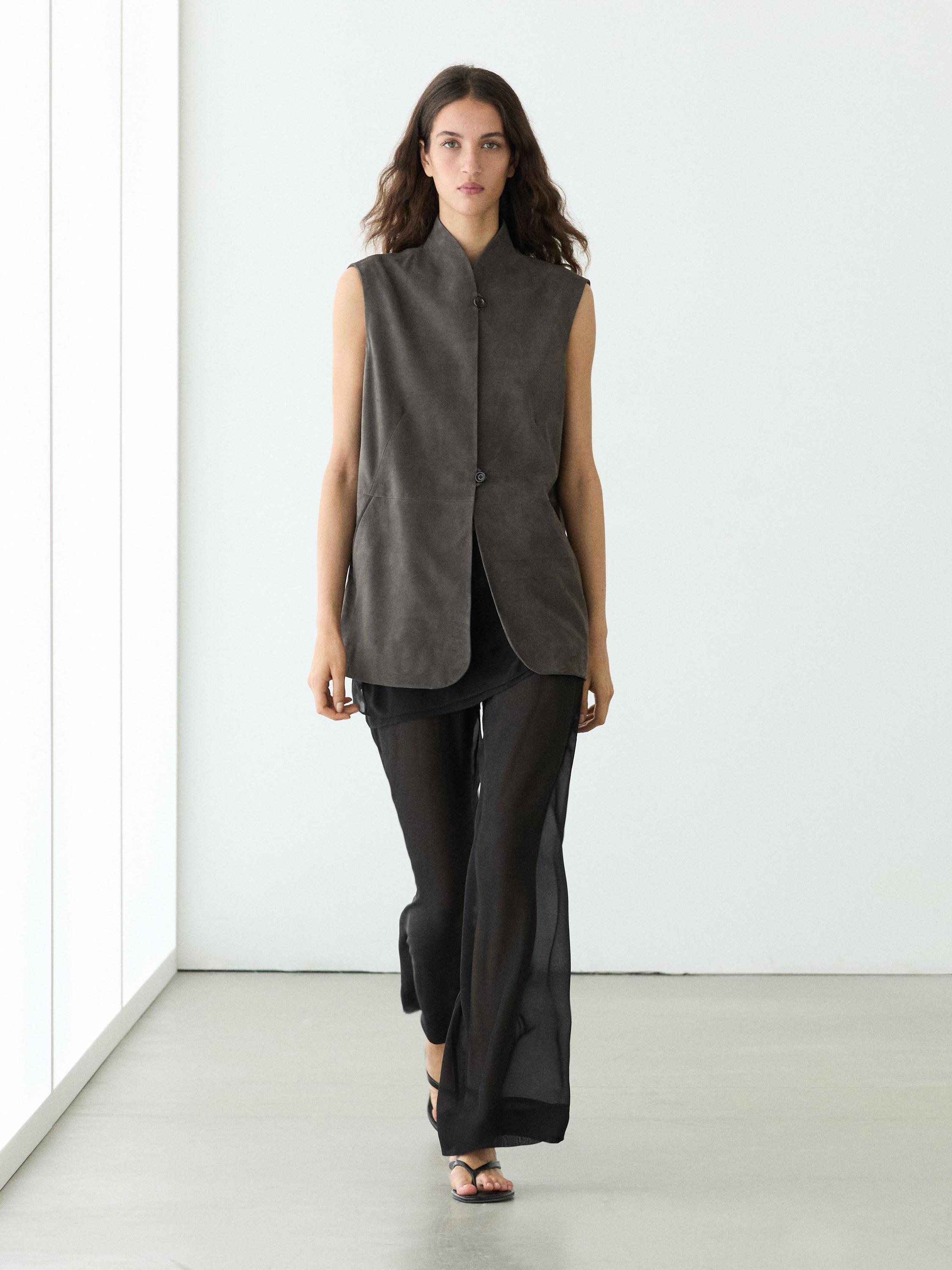 Leather waistcoat with velvety finish — MOLE BROWN