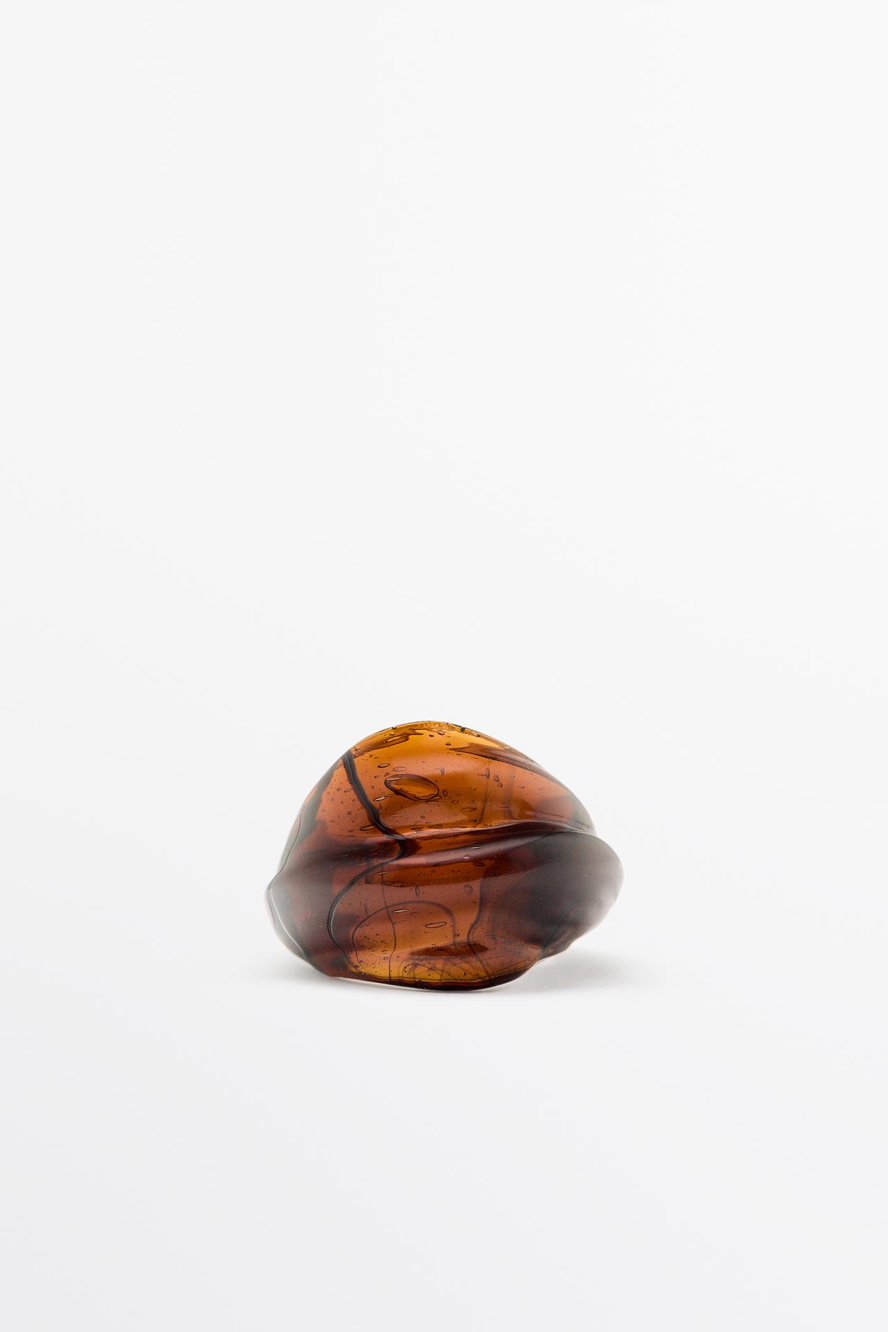 Round volume glass ring — Caramel