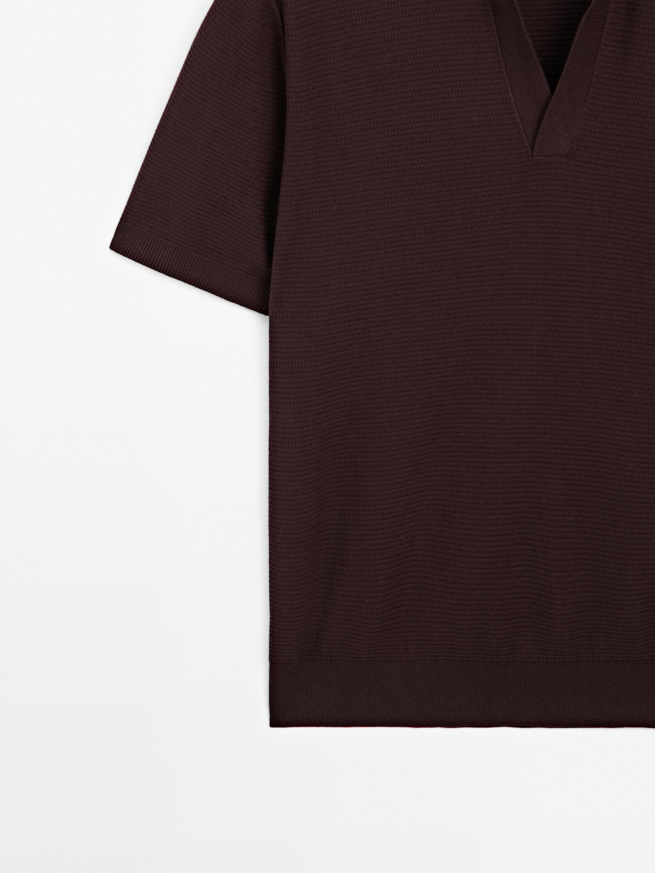 Polo en maille à col en V