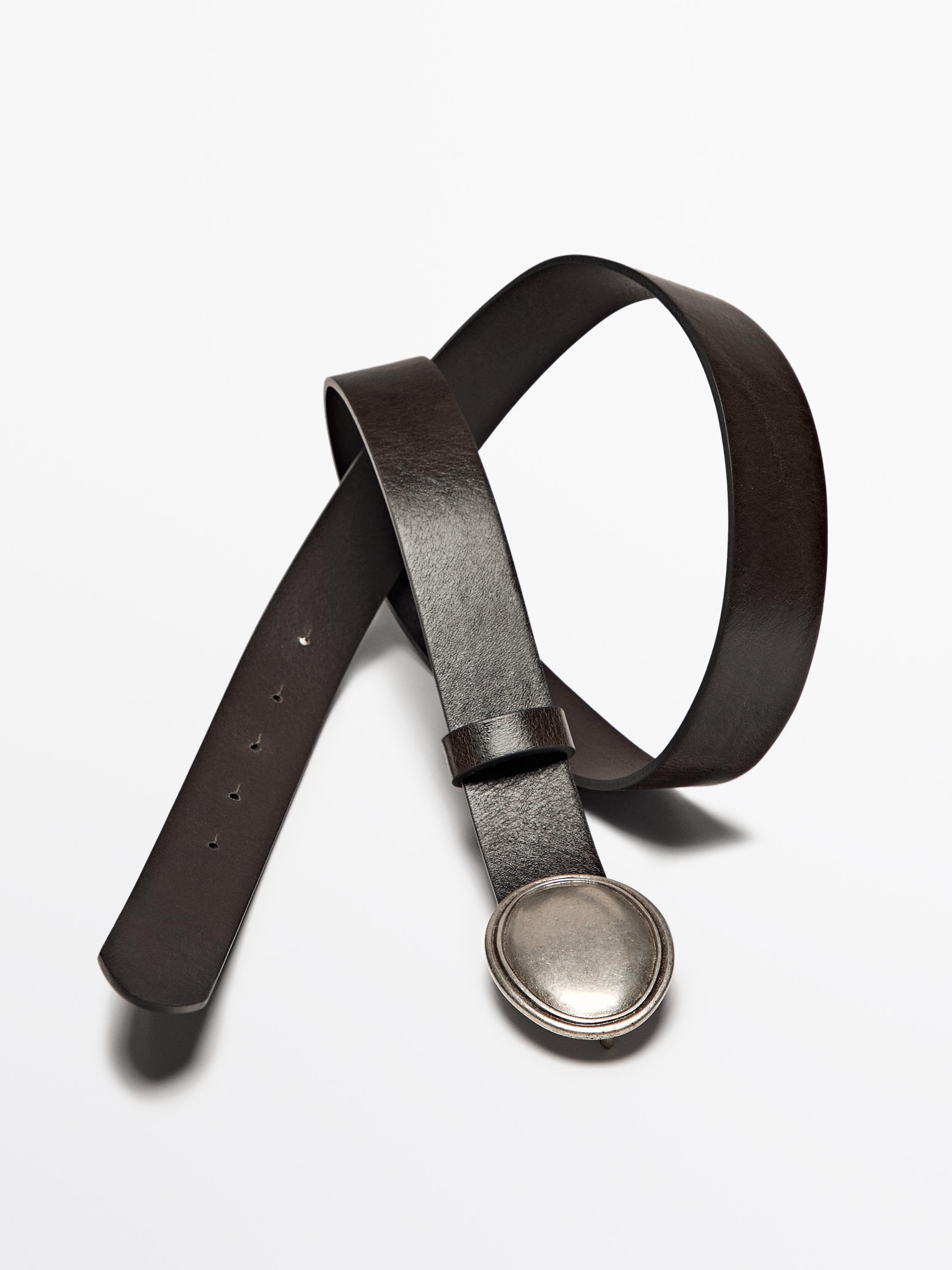 Leather belt with oval plate buckle