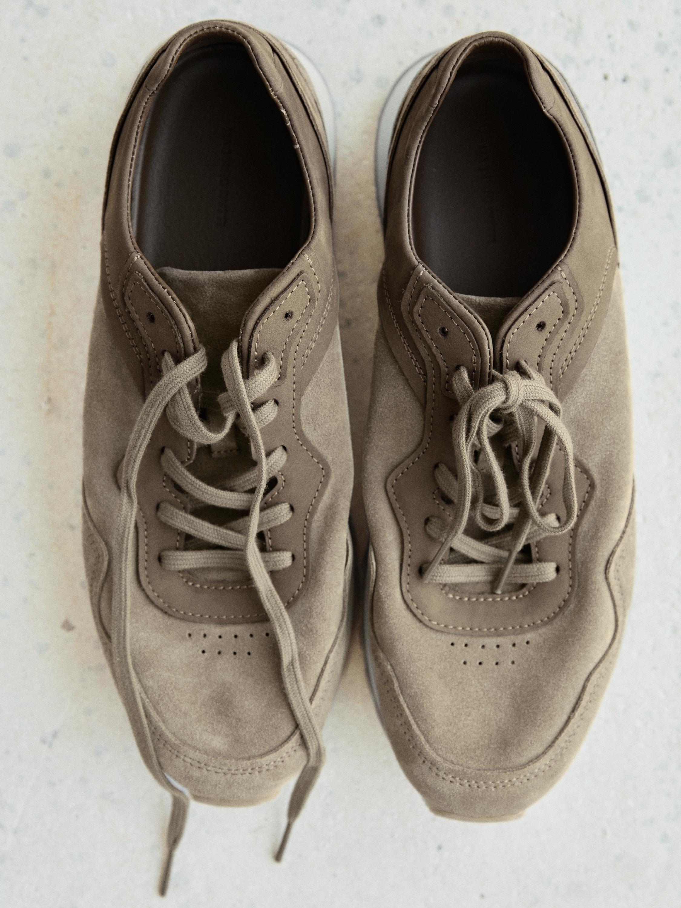 Tennis croûte de cuir