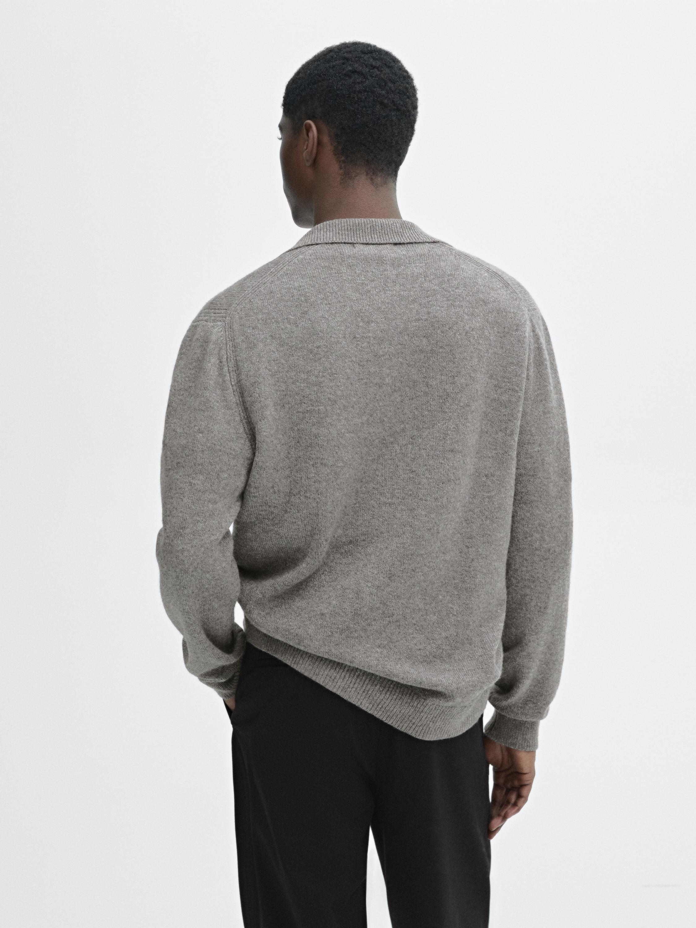 Knit cardigan with pocket detail